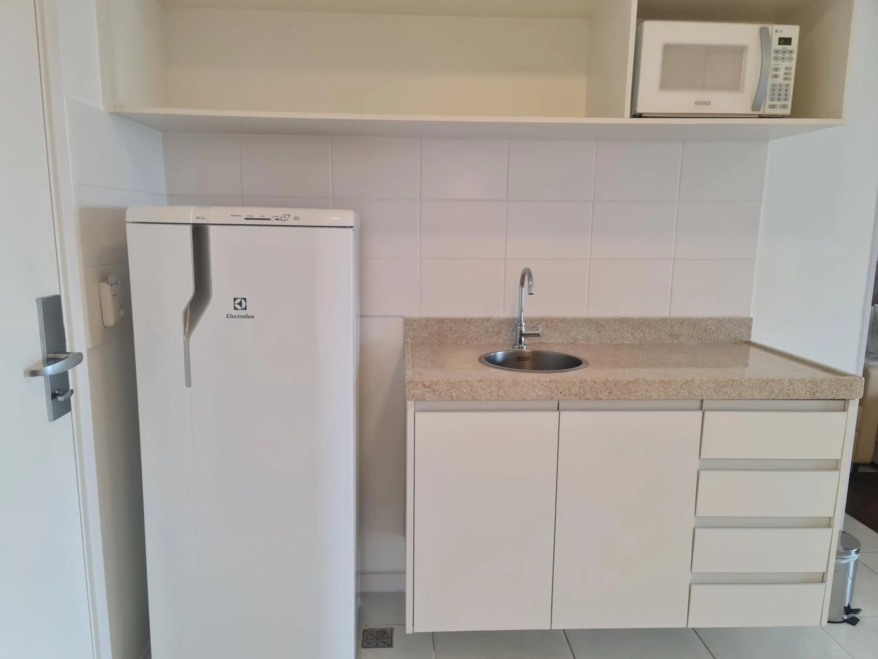 Kitchen or kitchenette in Flat Particular - SHN - Vista Livre Esplanada