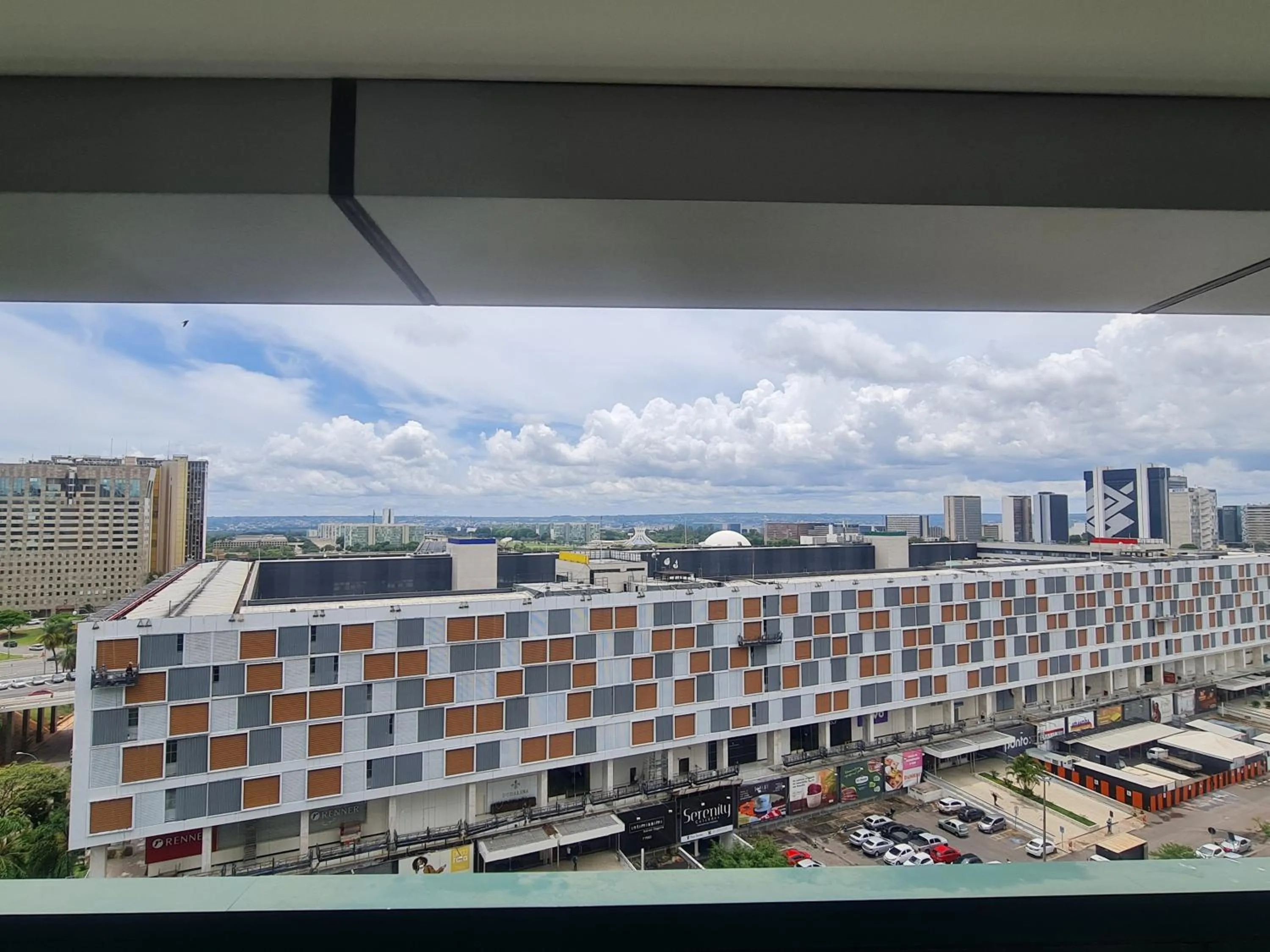 City view in Flat Particular - SHN - Vista Livre Esplanada