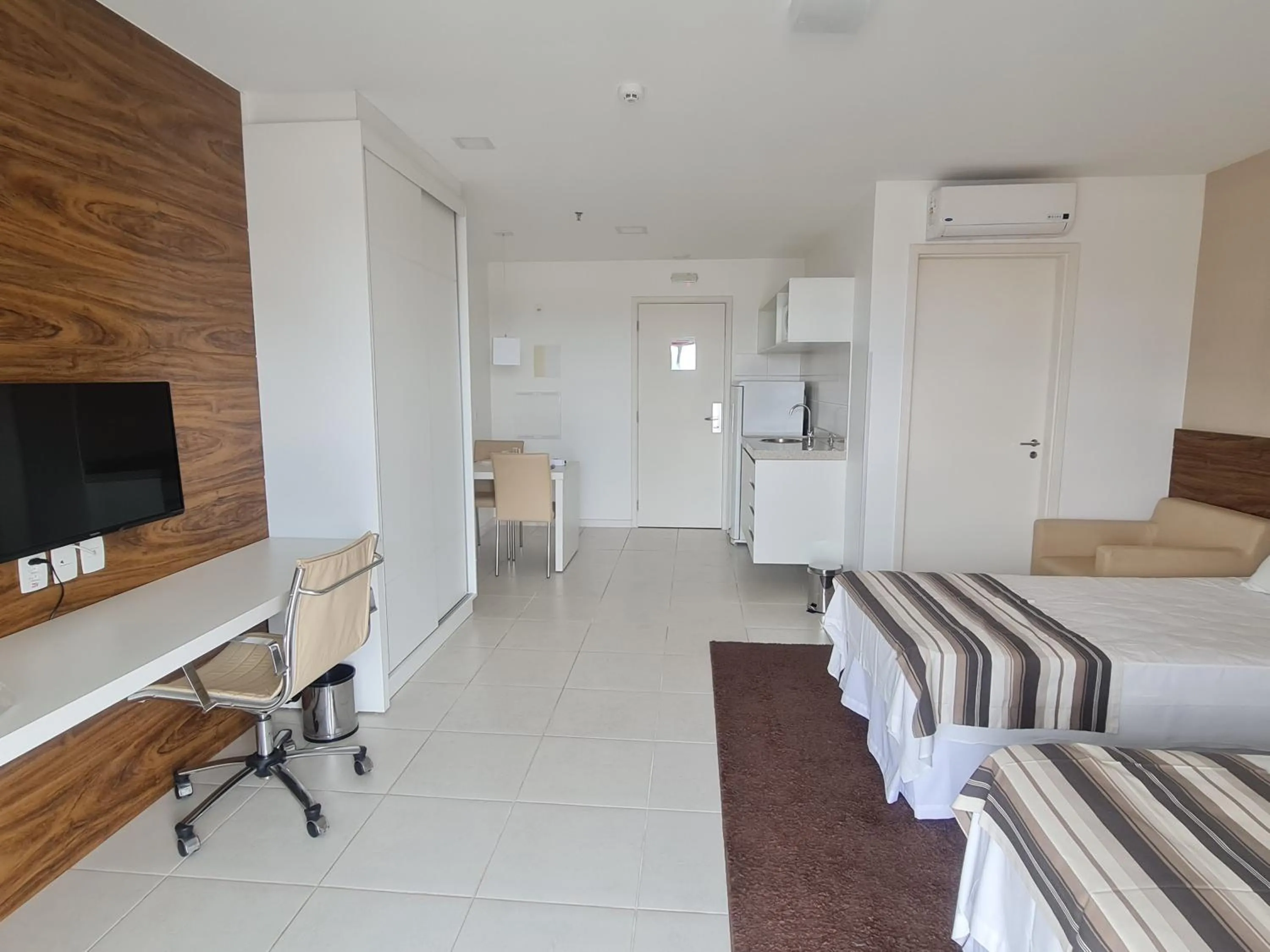 Bedroom, Bed in Flat Particular - SHN - Vista Livre Esplanada