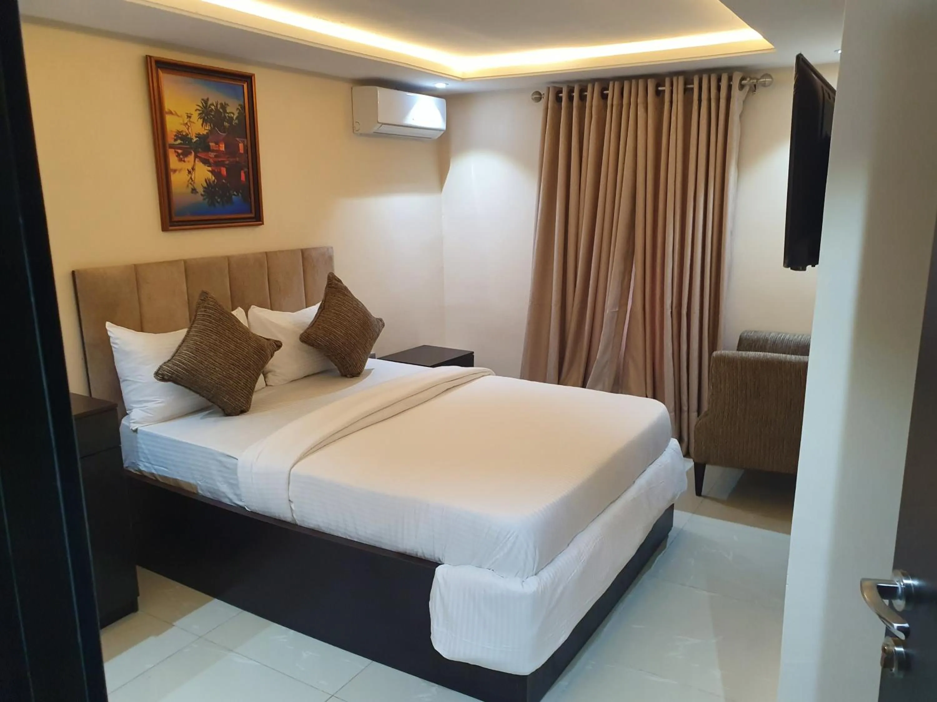 Bed in Choice Luxe Lagos