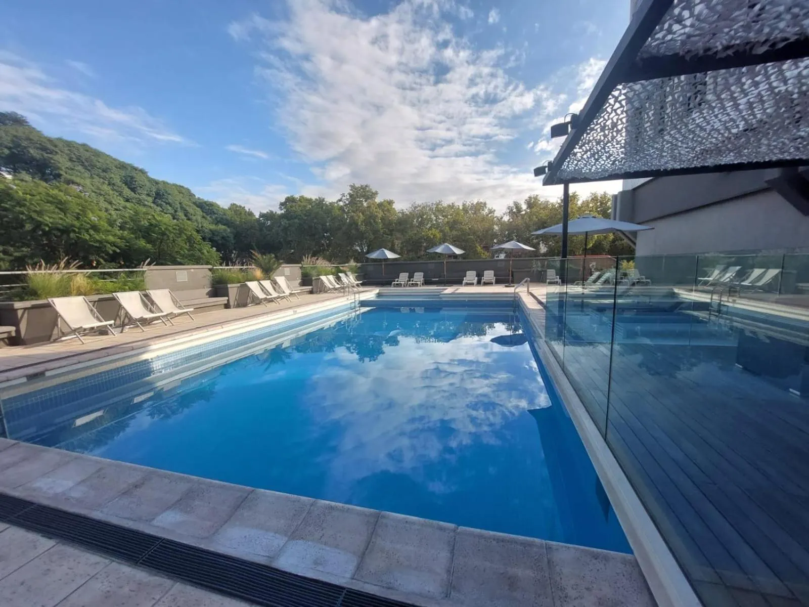 Swimming pool in Hotel Raices Aconcagua