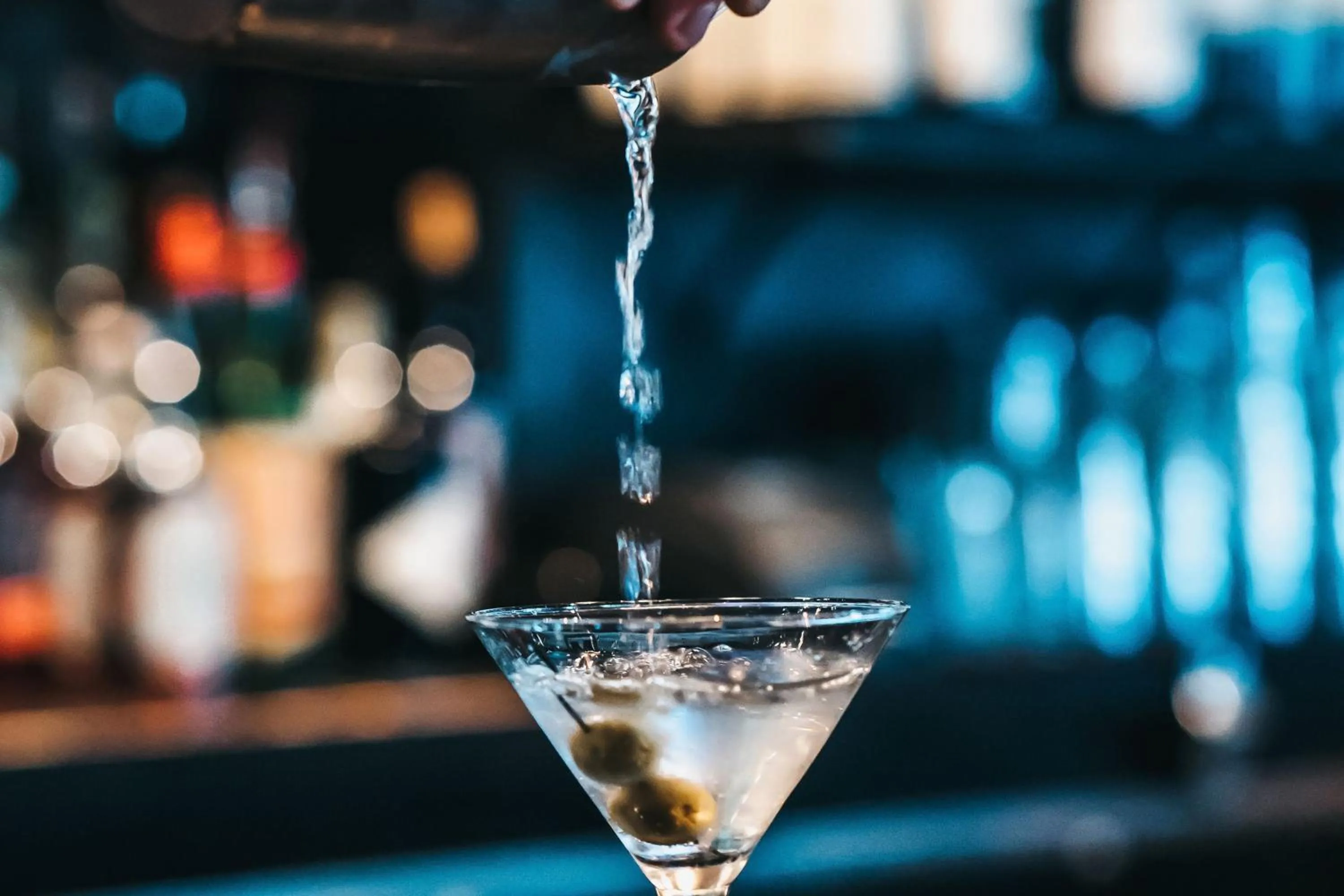 Restaurant/places to eat in W Minneapolis - The Foshay