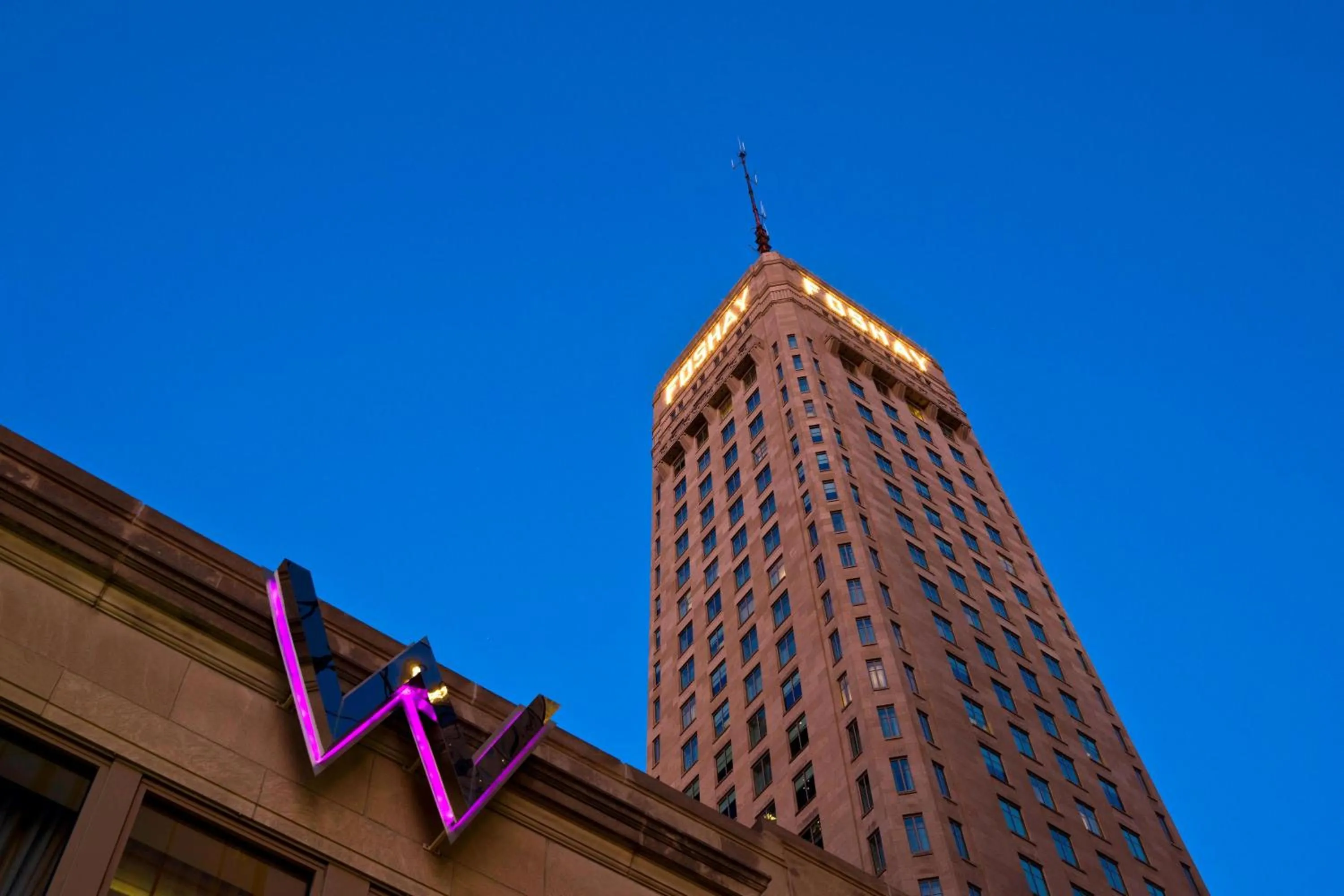 Property building in W Minneapolis - The Foshay