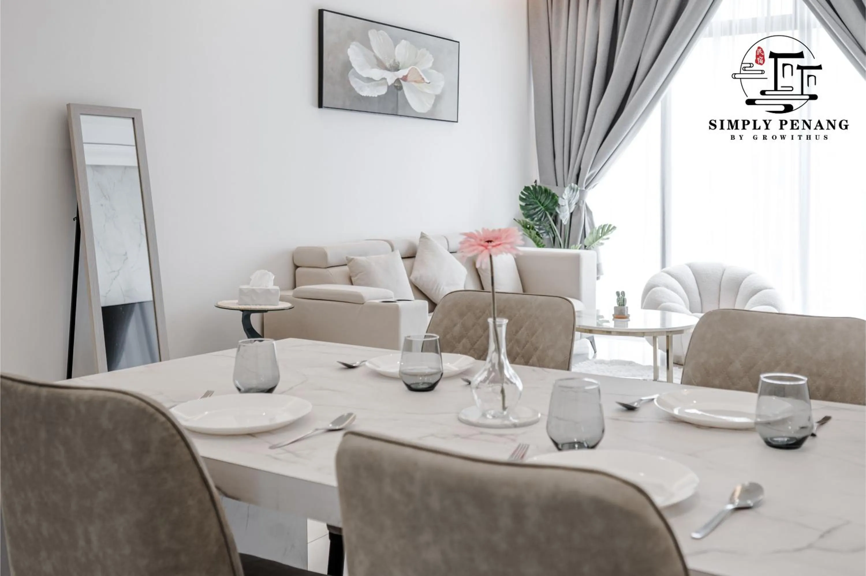 Dining area in Beacon Executive Suites