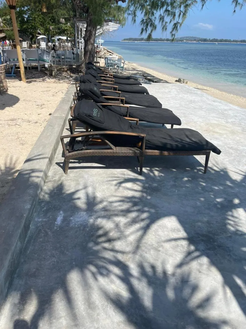 Beach in PLAYA BONITA HOTEL & BEACH CLUB Gili Air