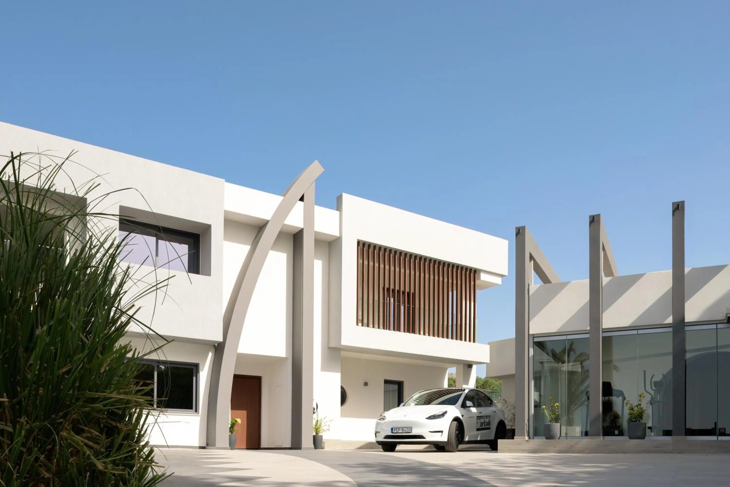 Villa Kalliston - 4000m2 of Elevated Living