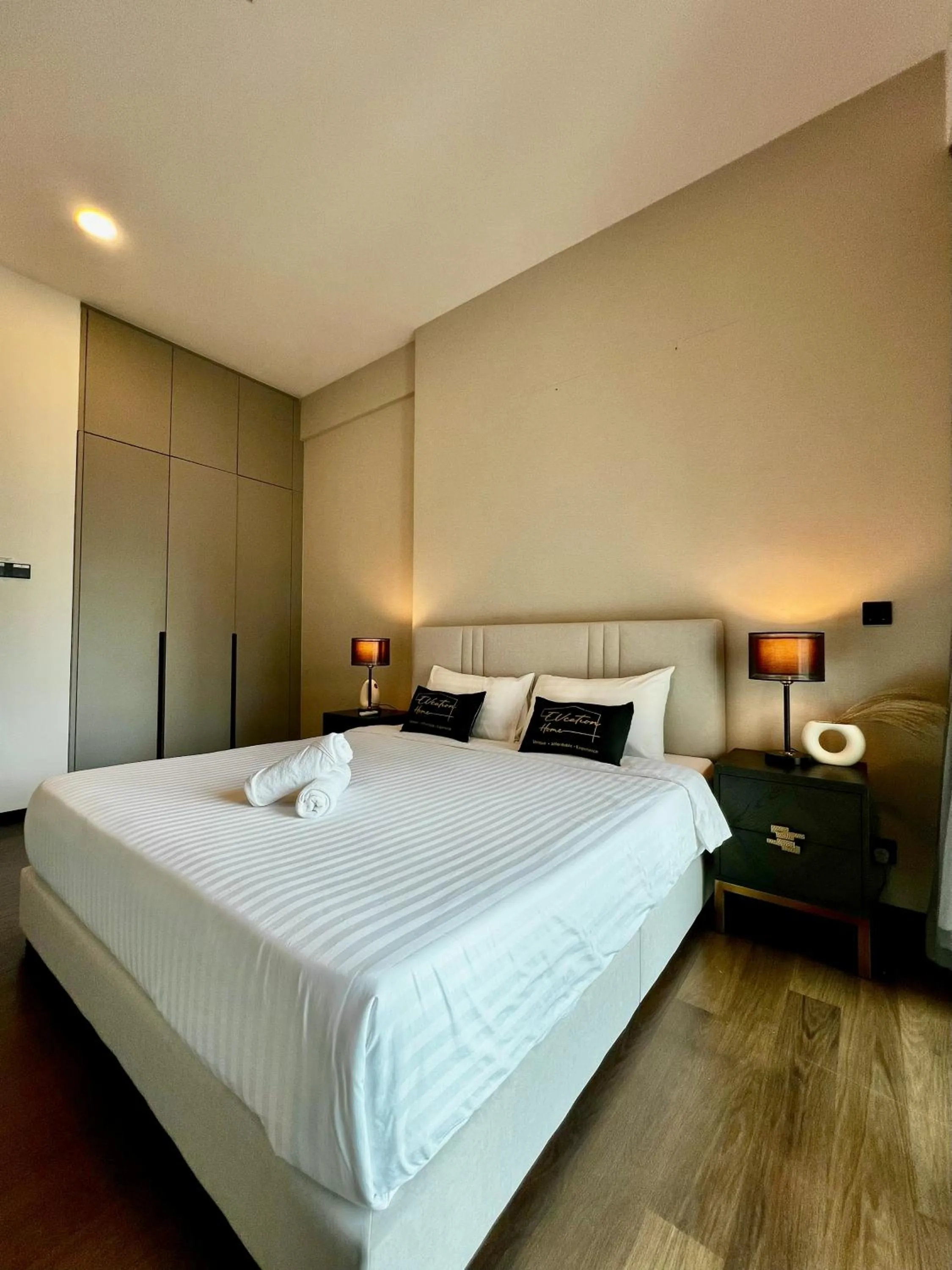 Bed in Opus Residence KL by EUcation Home