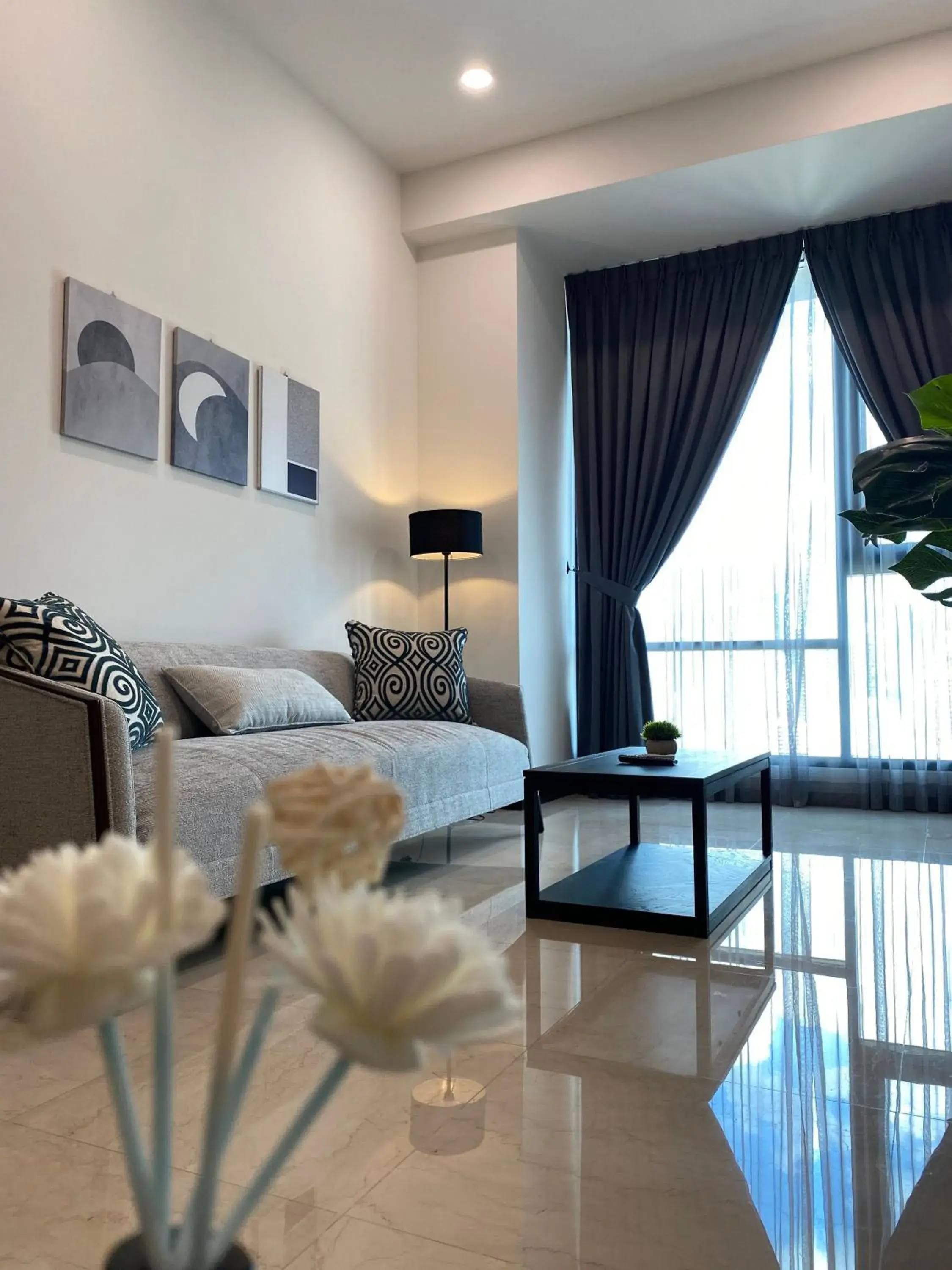 Deluxe 4 Bedded Apartment with Balcony Iconic Tower View (High Floor) in Opus Residence KL by EUcation Home Deluxe 4 Bedded Apartment with Balcony Iconic Tower View (High Floor) in Opus Residence KL by EUcation Home