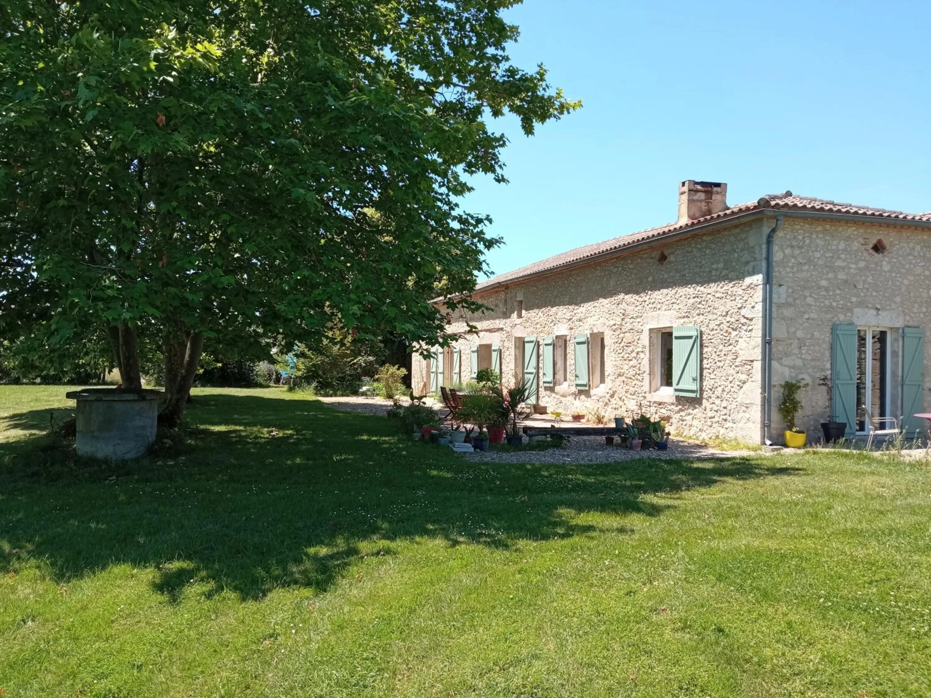 Property building in Chambre d'hôtes Le Cocon des Champs