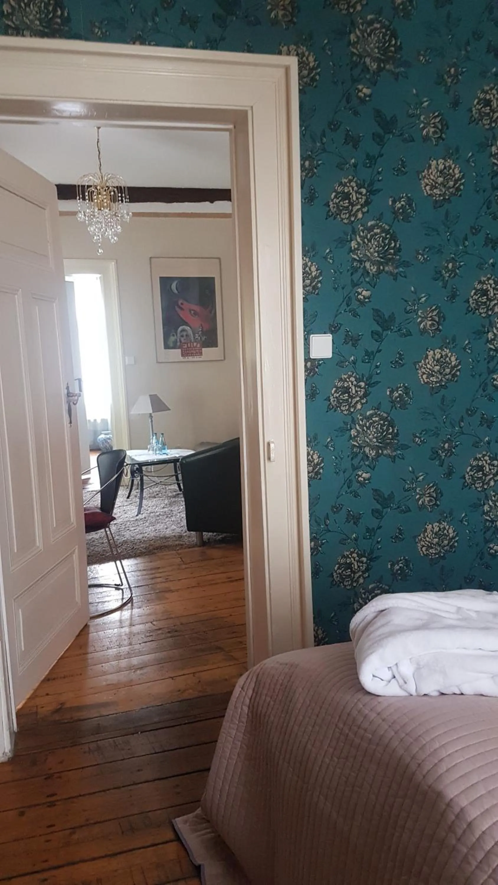 Photo of the whole room, Bed in Rosindell cottage