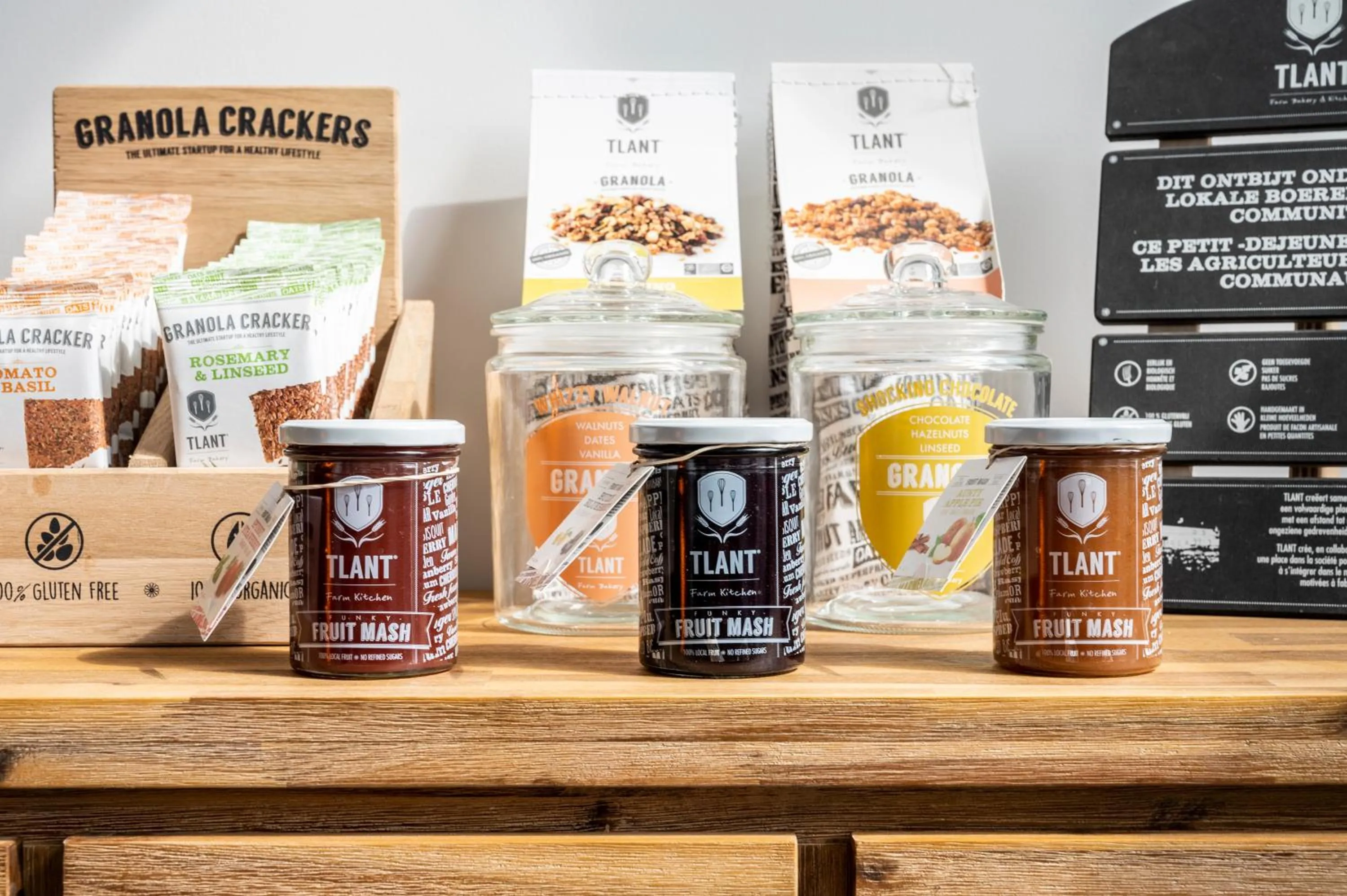 Buffet breakfast in L'ARTiste