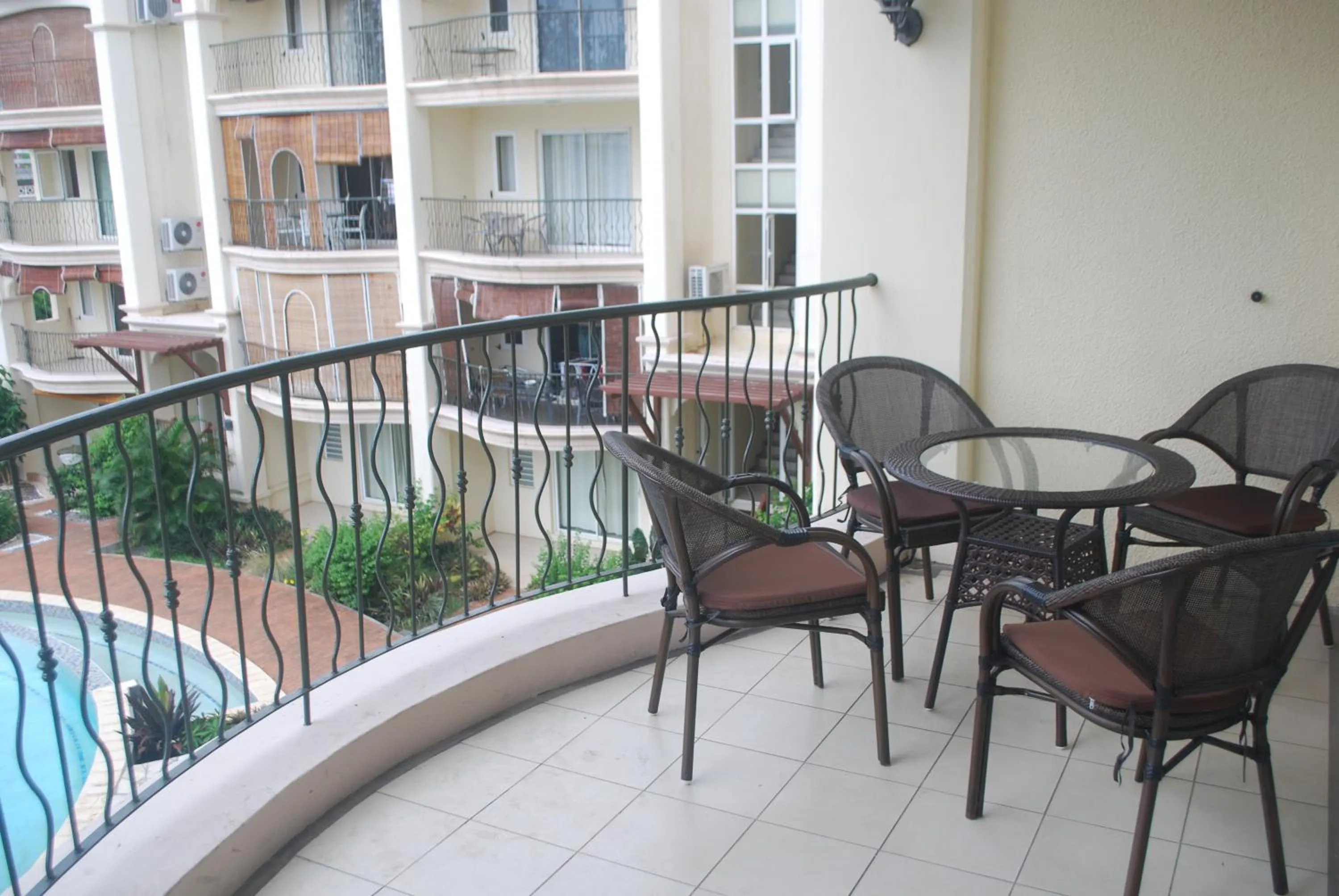 Residence Les Peupliers - Evelyne