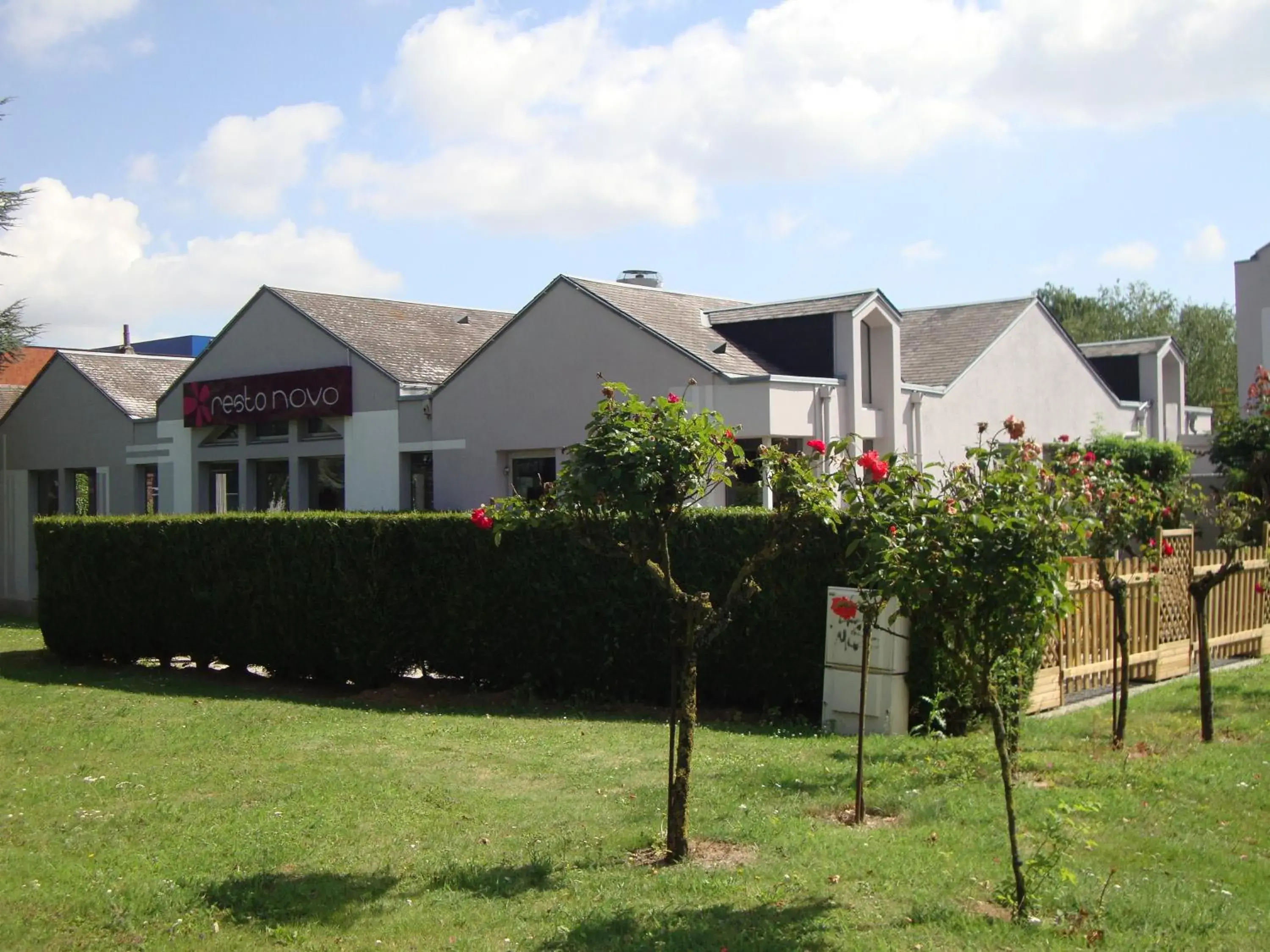 Facade/entrance in Hôtel Inn Design & Restaurant Amiens Facade/entrance in Hôtel Inn Design & Restaurant Amiens