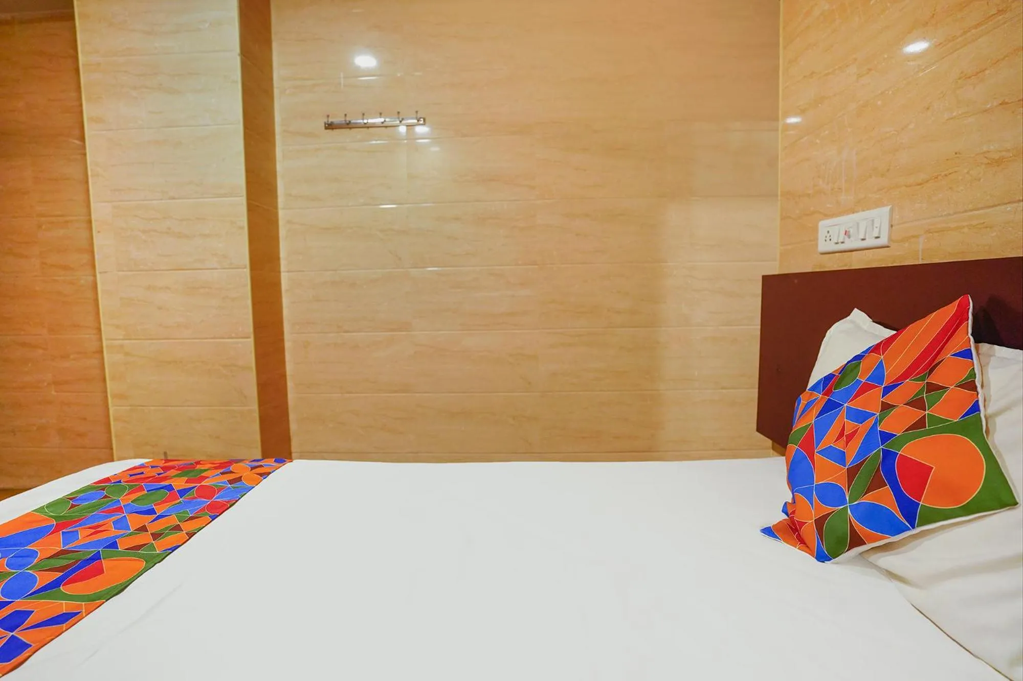Bed in FabExpress Arunachala Guest House