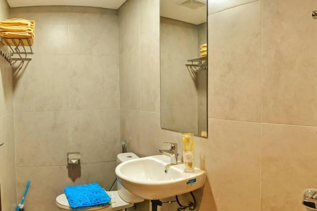 Lovina 1018 at Pollux Meisterstadt