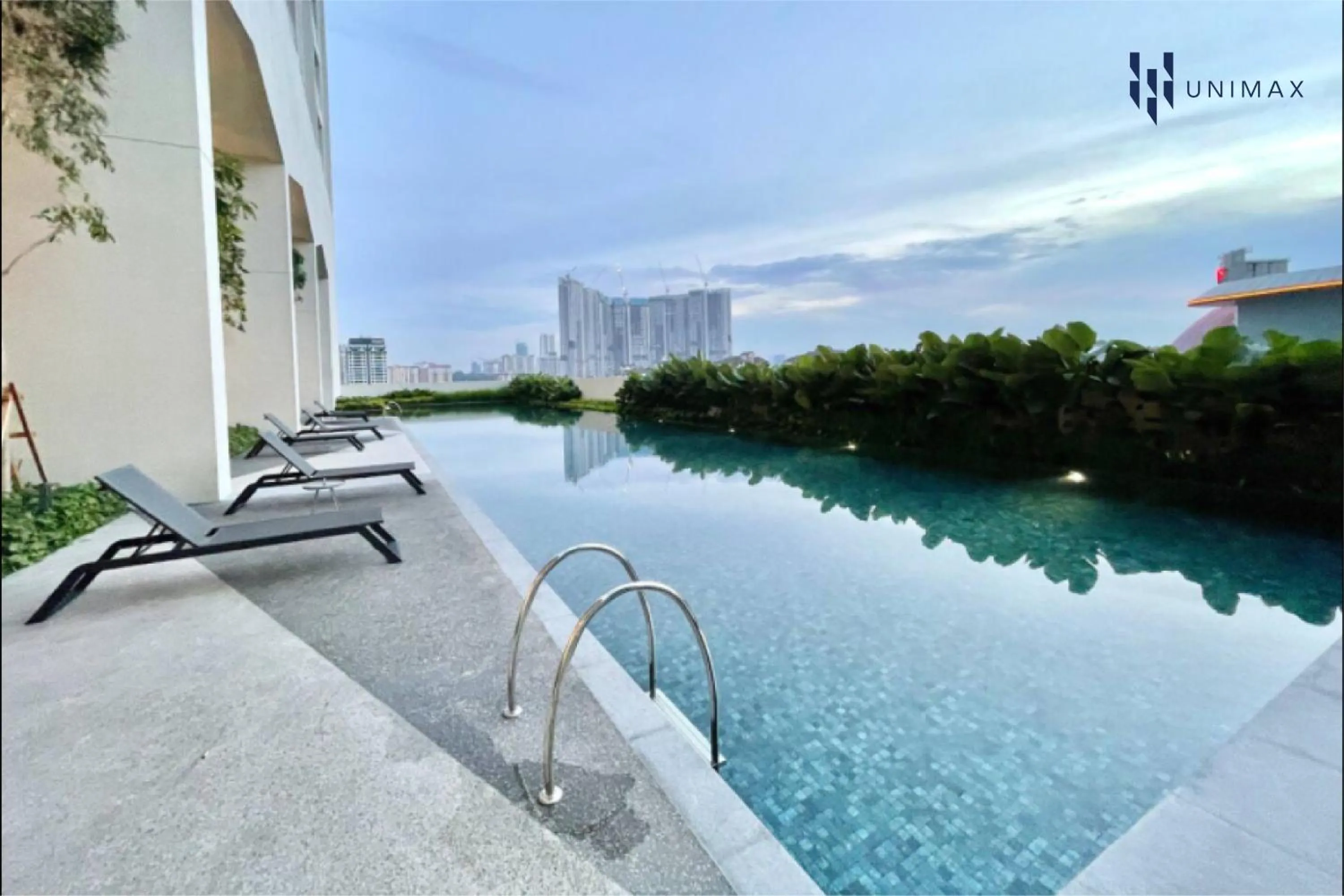 Swimming pool in UNA Sunway Velocity Kuala Lumpur by Unimax