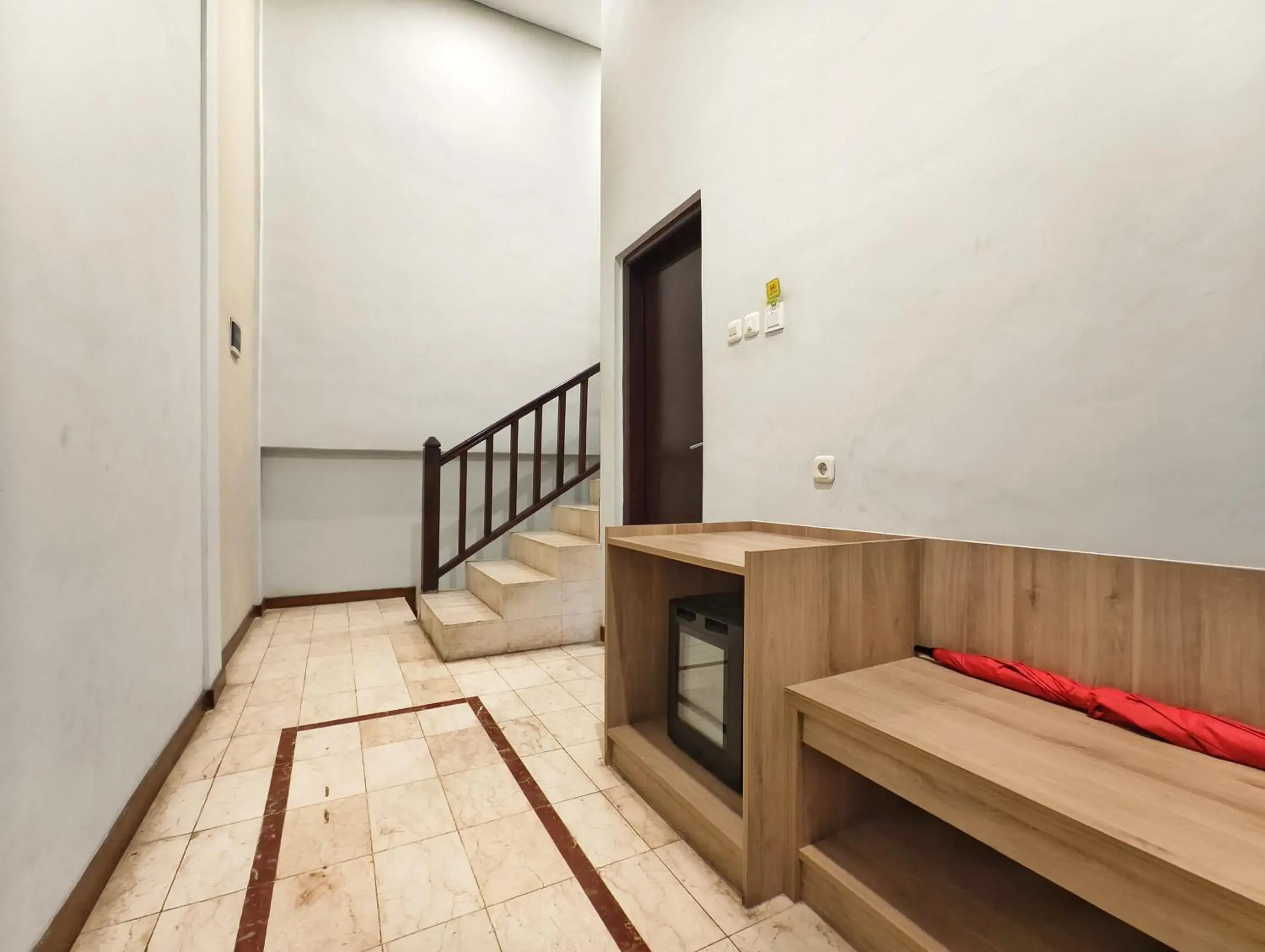 Photo of the whole room in The West Cove Hotel Photo of the whole room in The West Cove Hotel