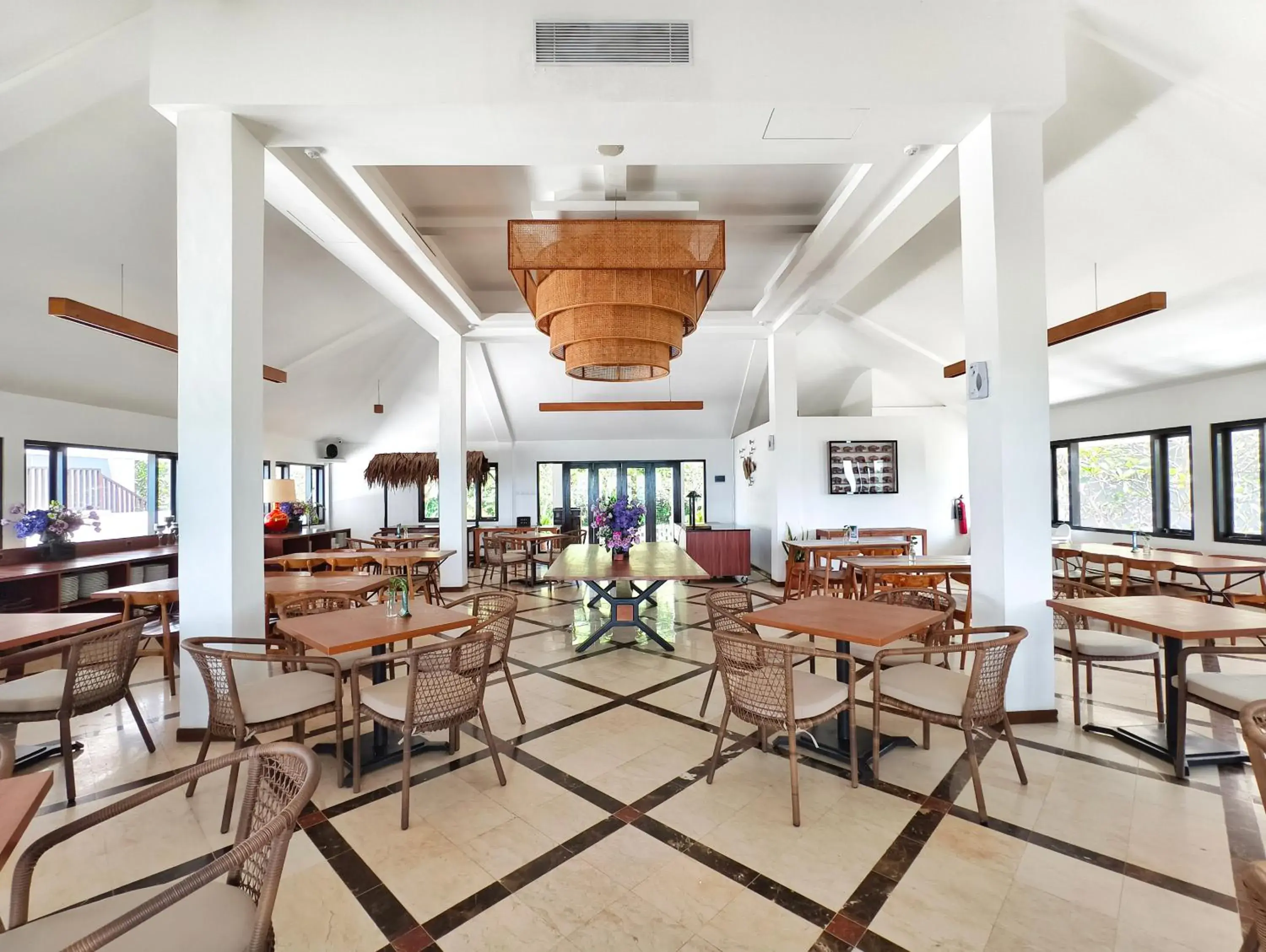 Breakfast in The West Cove Hotel Breakfast in The West Cove Hotel