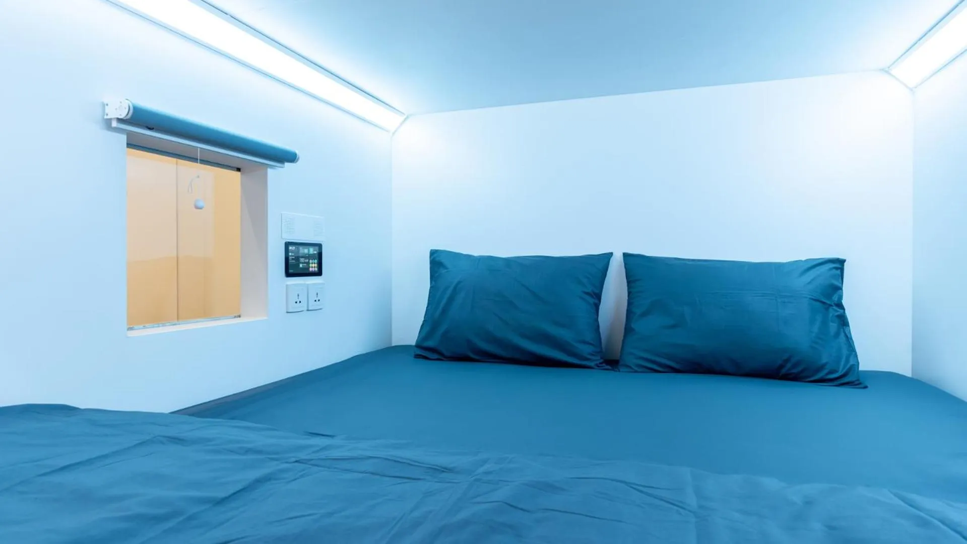 Bed in Bobopod Alun-Alun, Malang