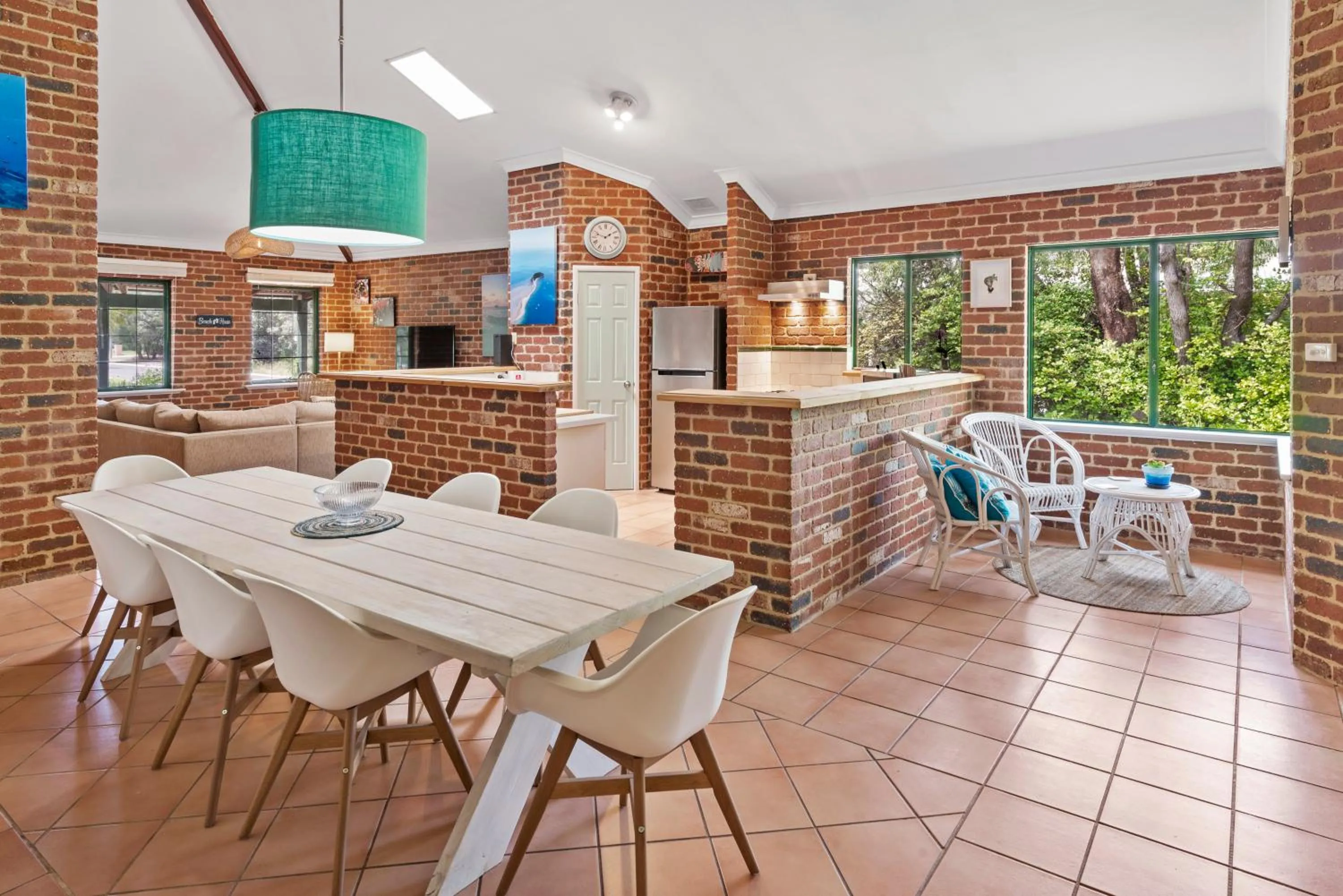 Dining area in Berties Beach House