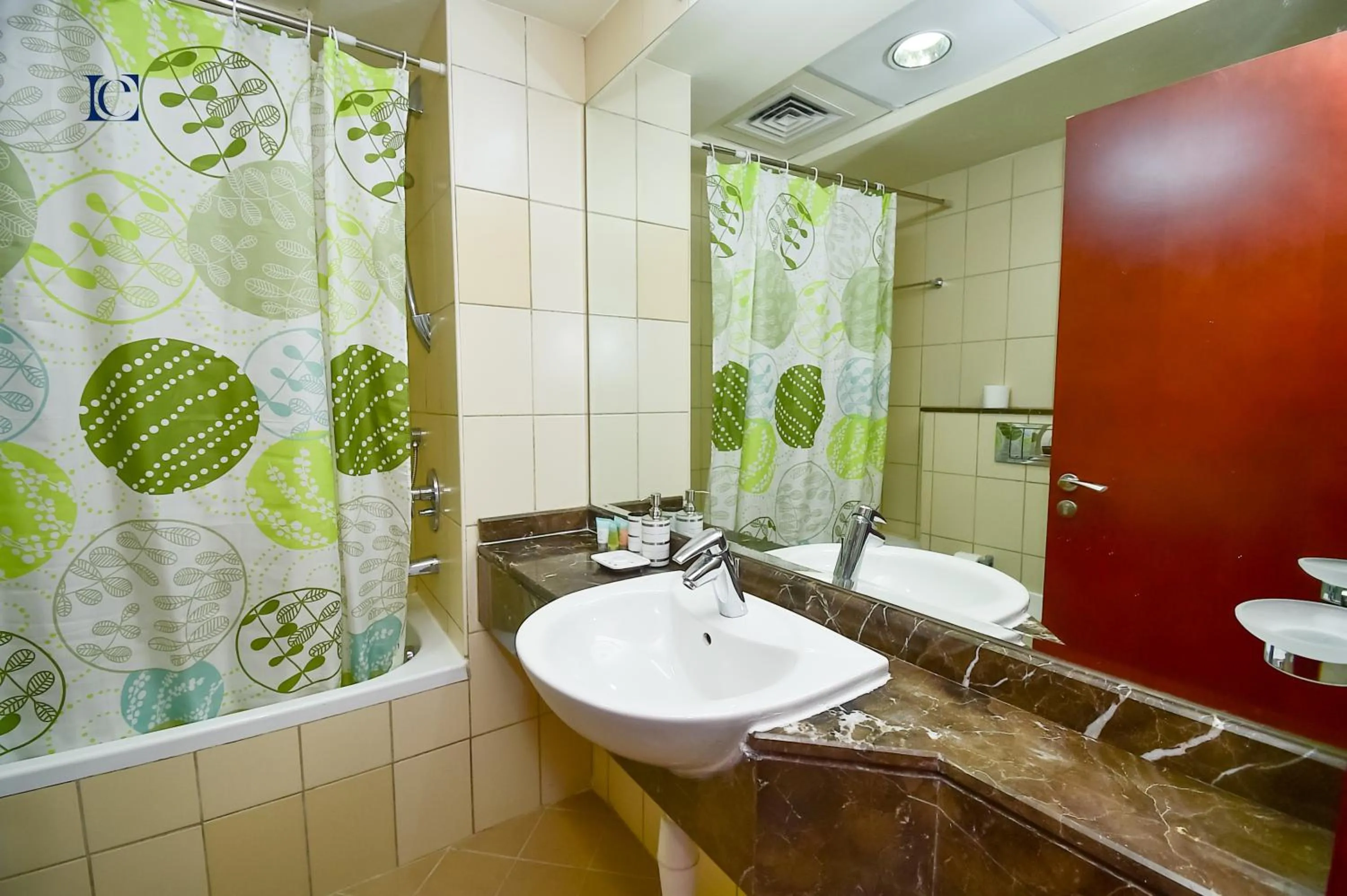 Shower in Luxury Escapes - New Lake View Studio in JLT - near Metro