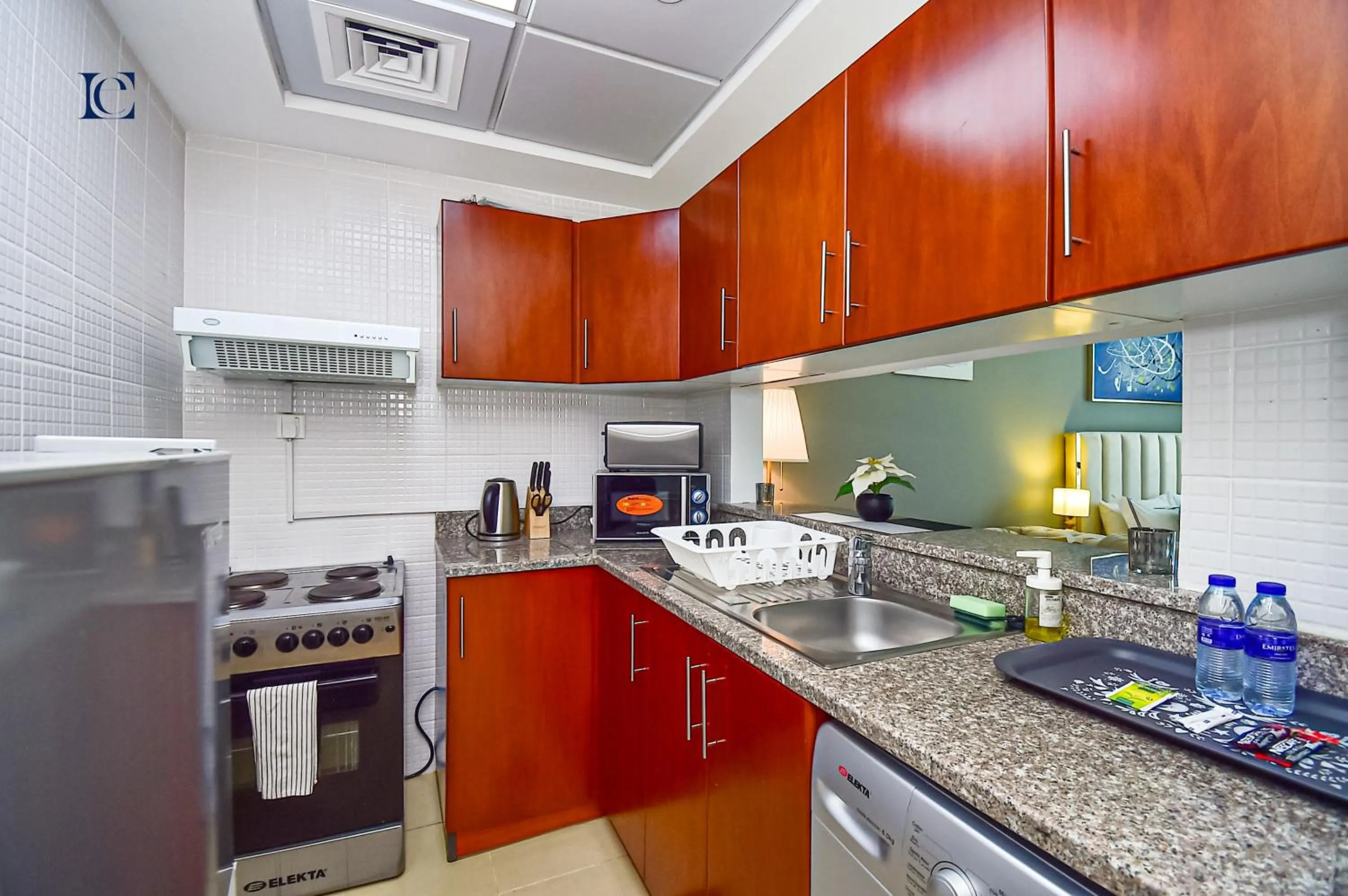 dishwasher in Luxury Escapes - New Lake View Studio in JLT - near Metro