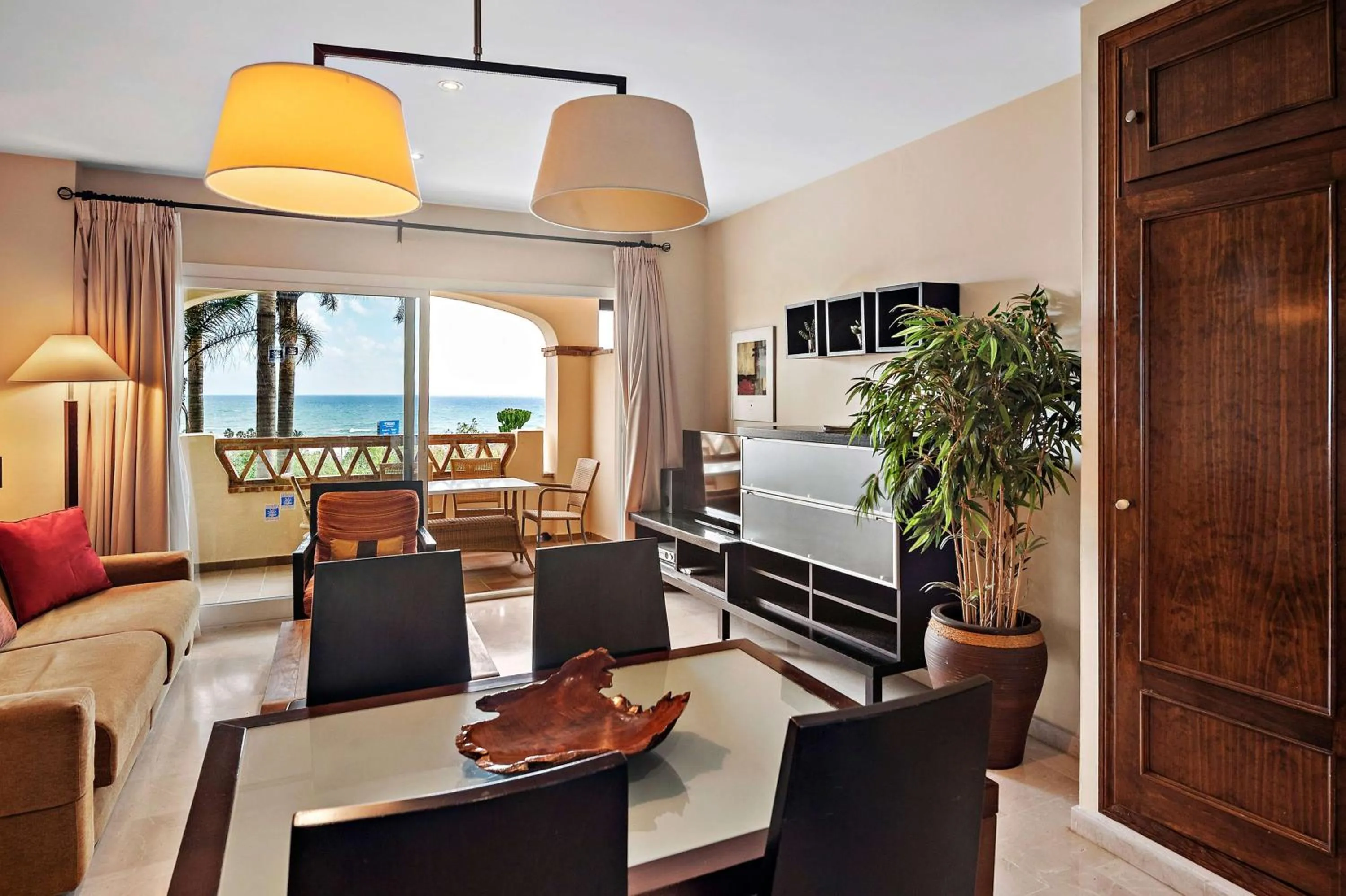 Photo of the whole room in Wyndham Grand Costa del Sol