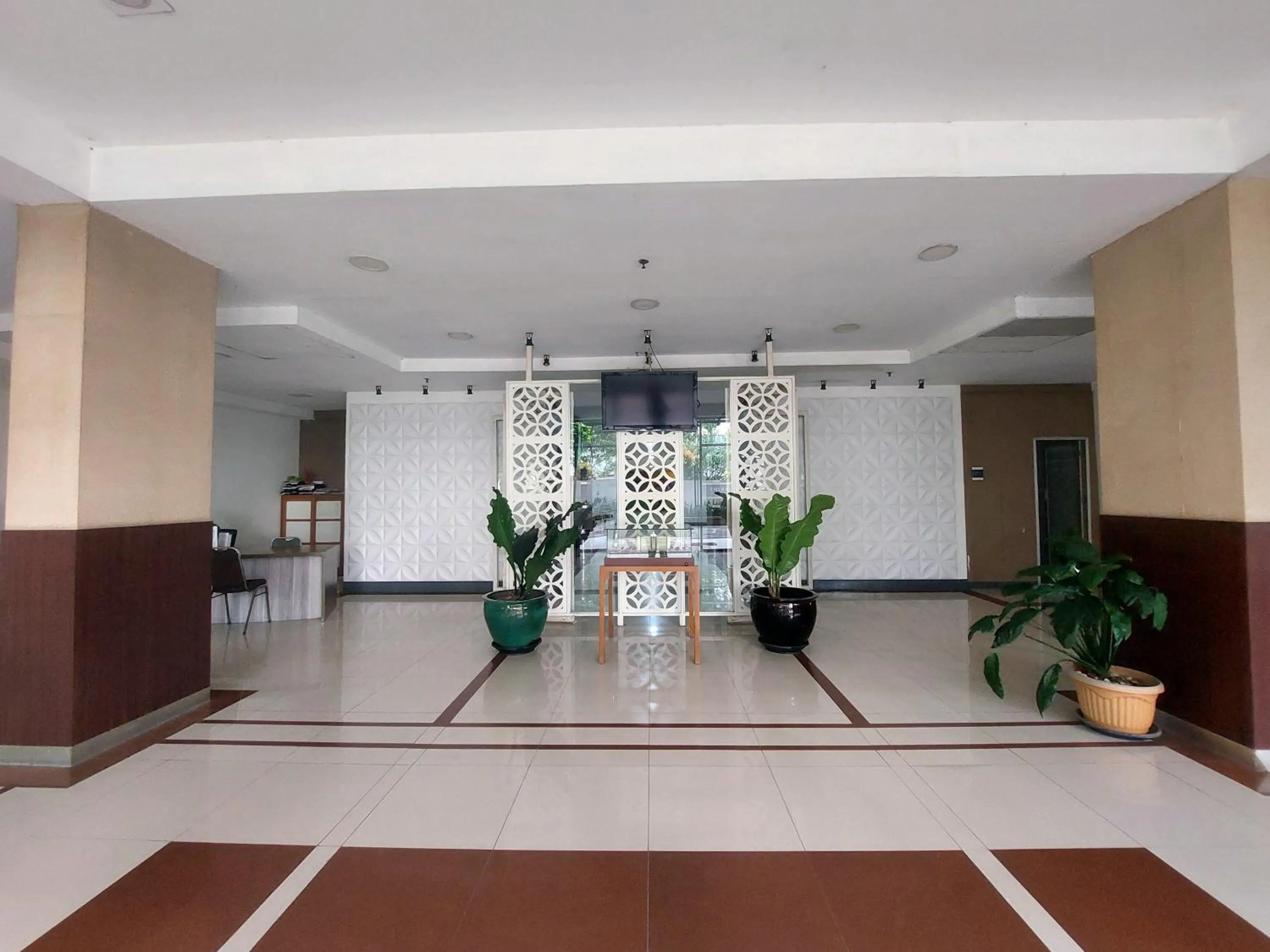 Lobby or reception in Emerald Apartel