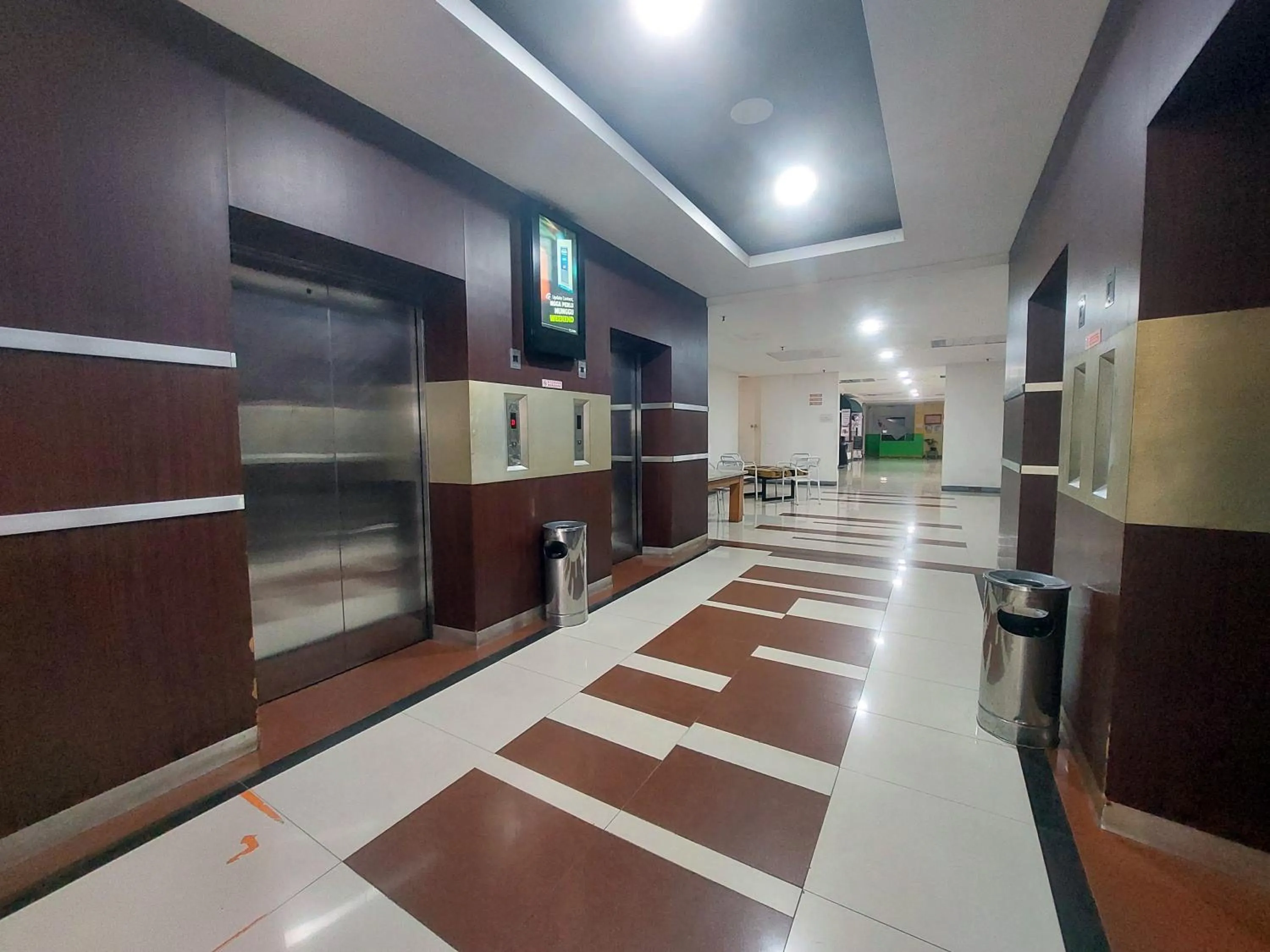 Area and facilities in Emerald Apartel
