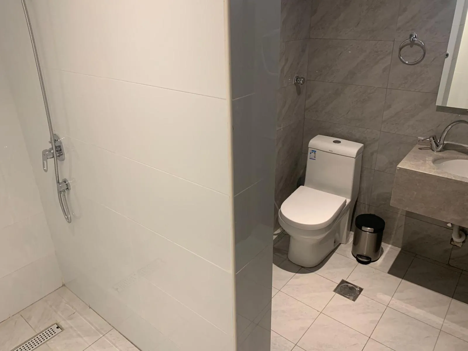 Bathroom in Fanan Suites Serviced Apartments Economy