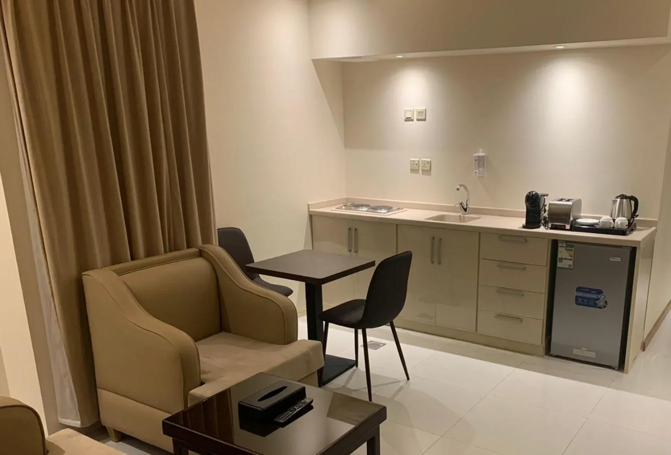 Coffee/tea facilities in Fanan Suites Serviced Apartments Economy