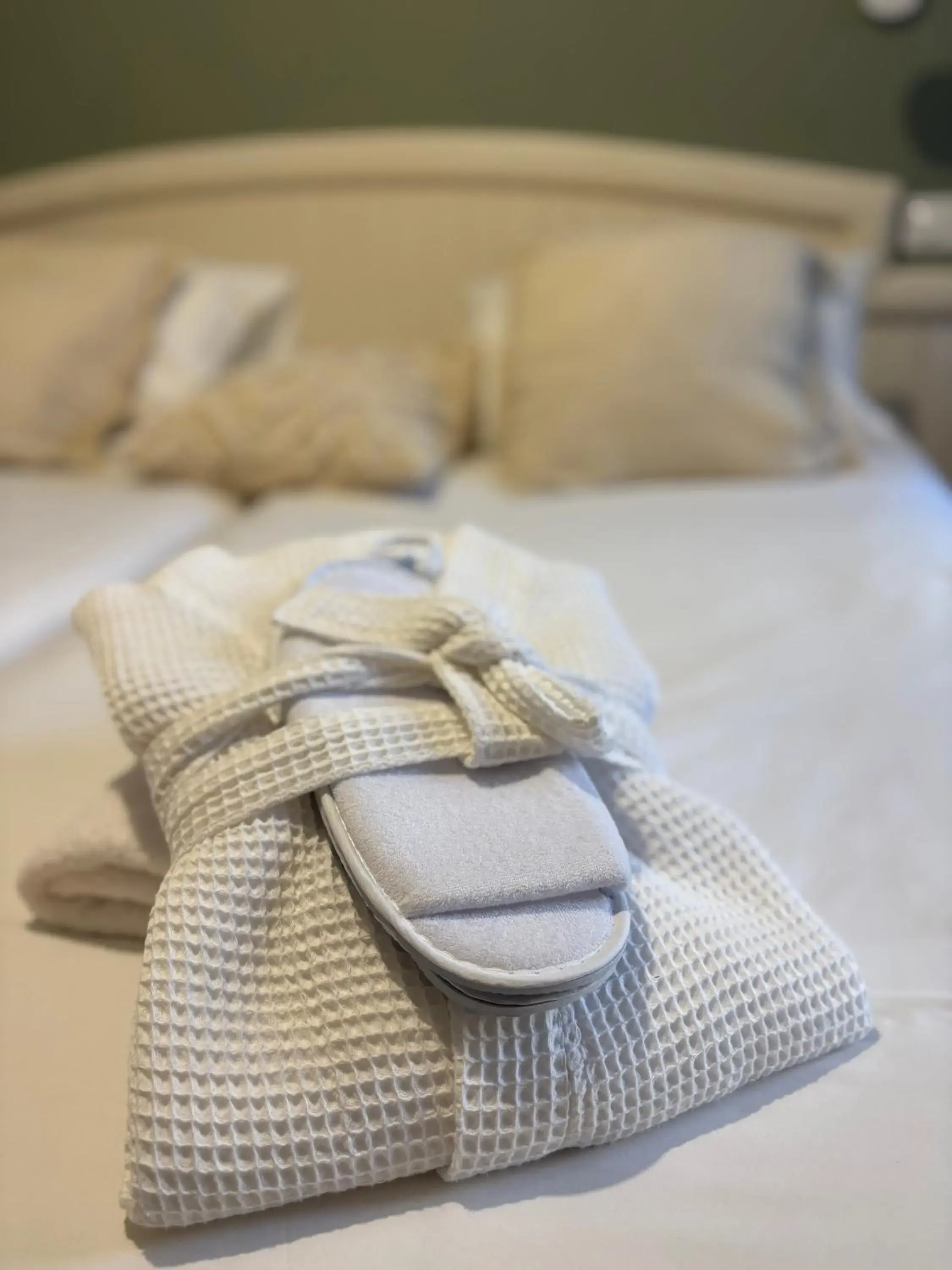 Bedroom, Bed in Garden Hotel Rennes Centre Gare Bedroom, Bed in Garden Hotel Rennes Centre Gare