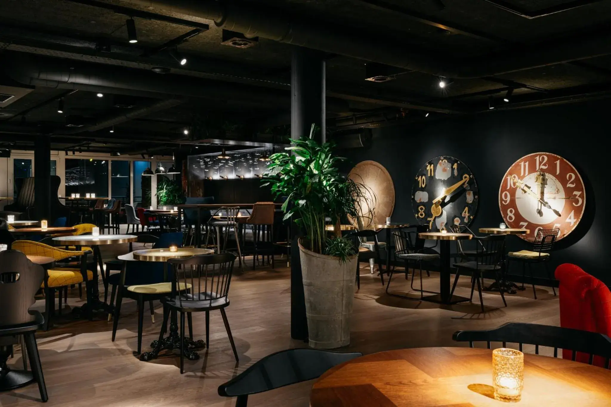 Lounge or bar in Ruby Claire Hotel Geneva Lounge or bar in Ruby Claire Hotel Geneva