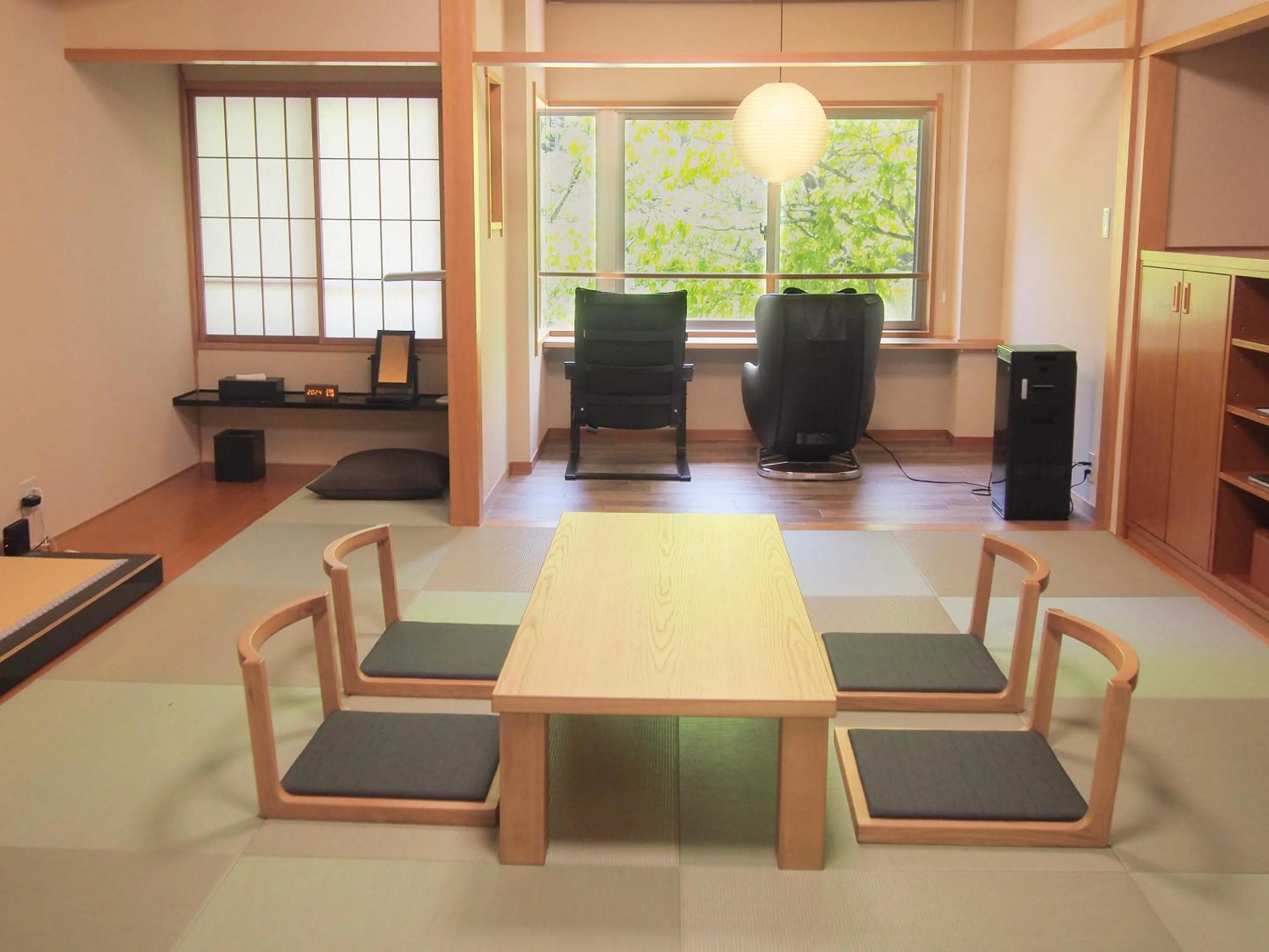 Photo of the whole room in Keiryuso Siorie