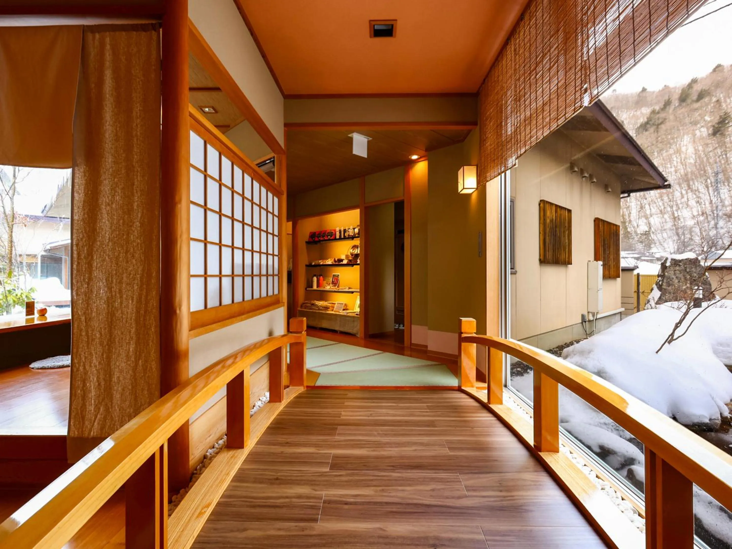 Decorative detail, Bed in Keiryuso Siorie