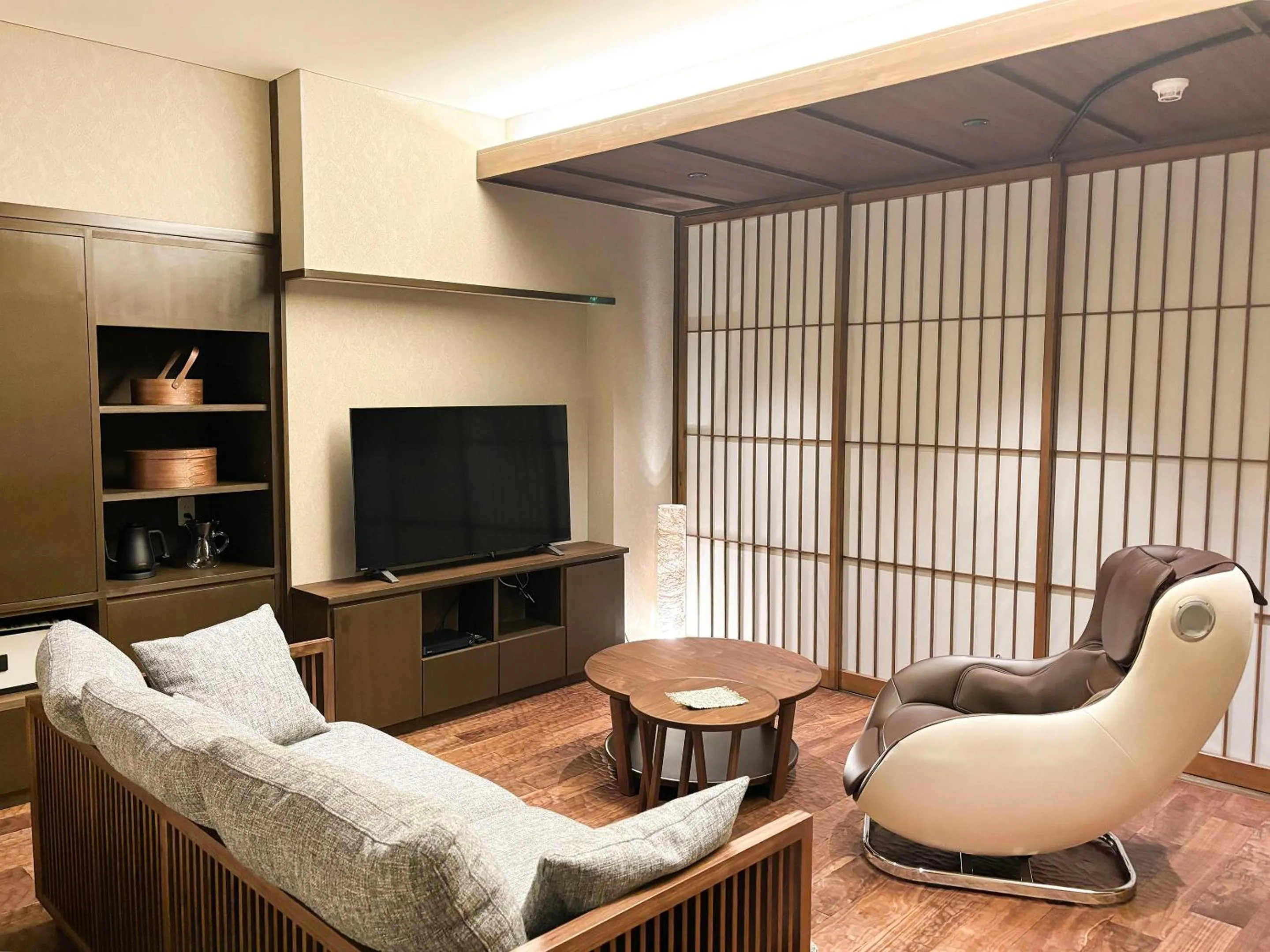 Photo of the whole room in Keiryuso Siorie