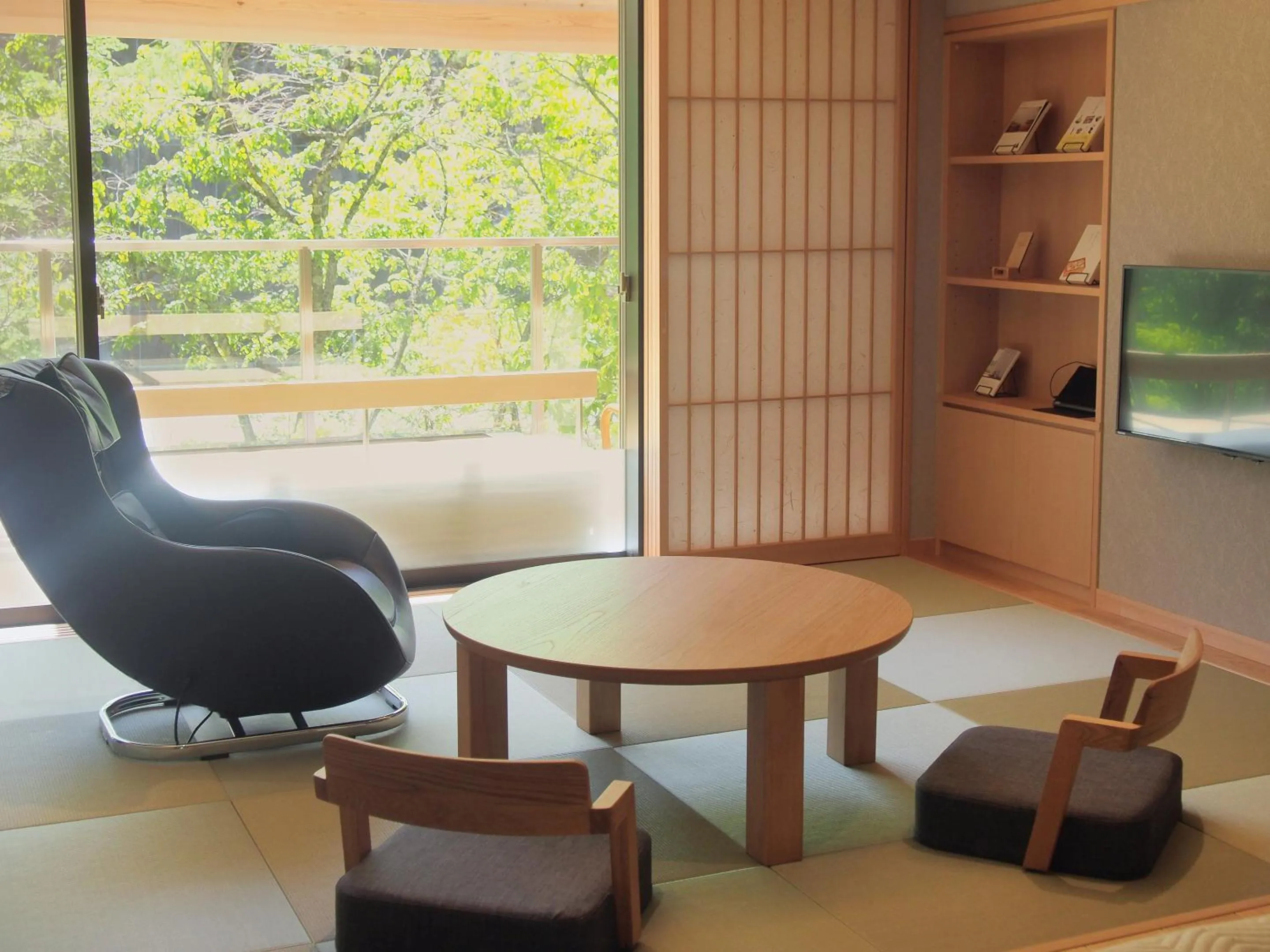 Photo of the whole room in Keiryuso Siorie