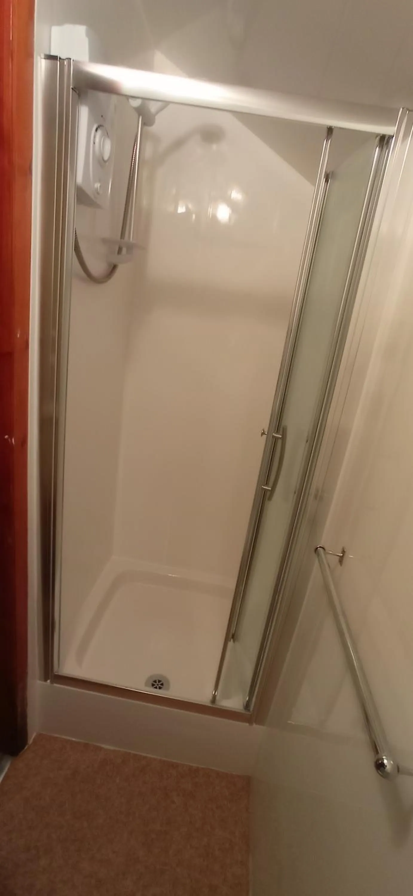 Bathroom in Lily Hotel