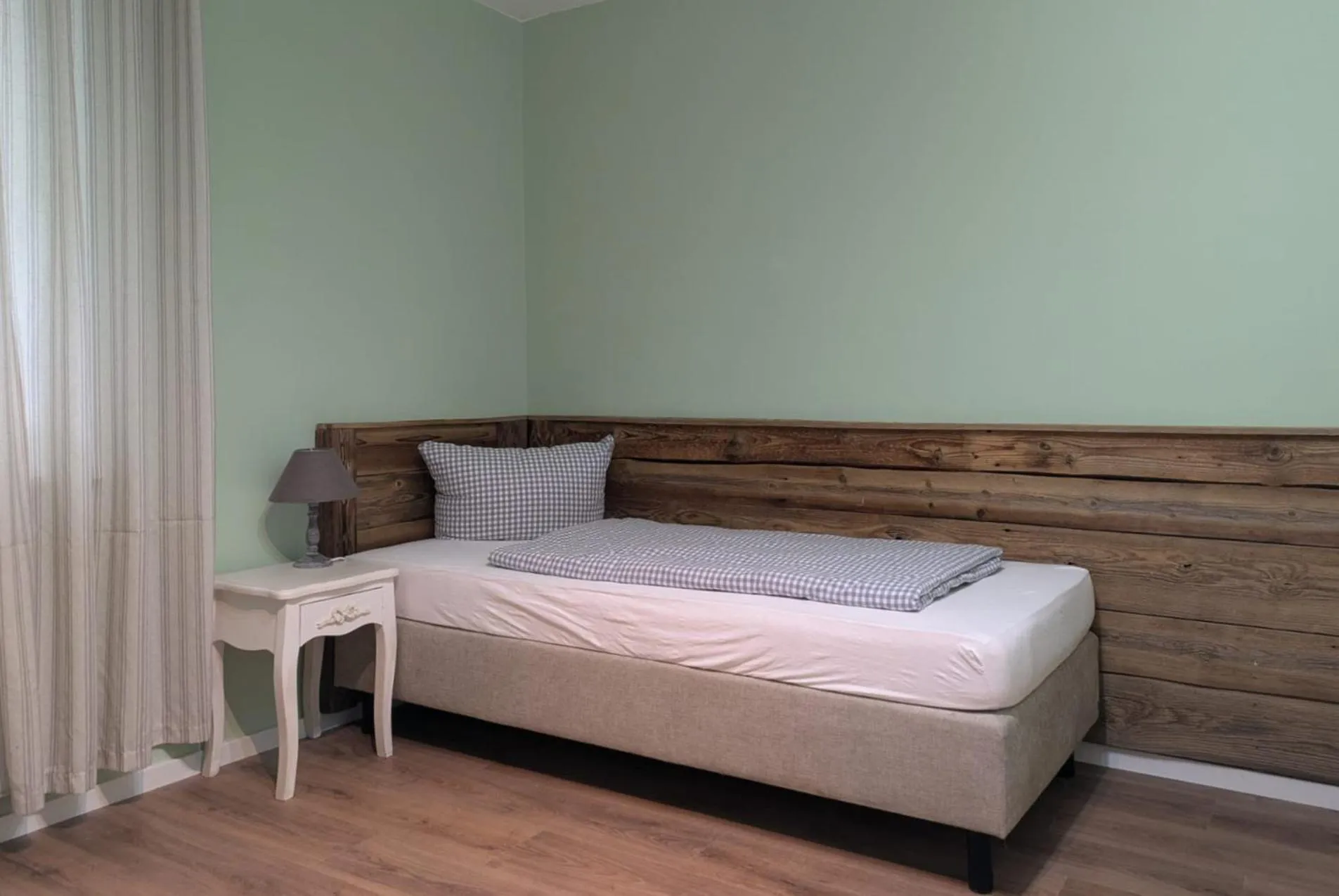 Photo of the whole room, Bed in ARRIVEL Pension Haus am Bach