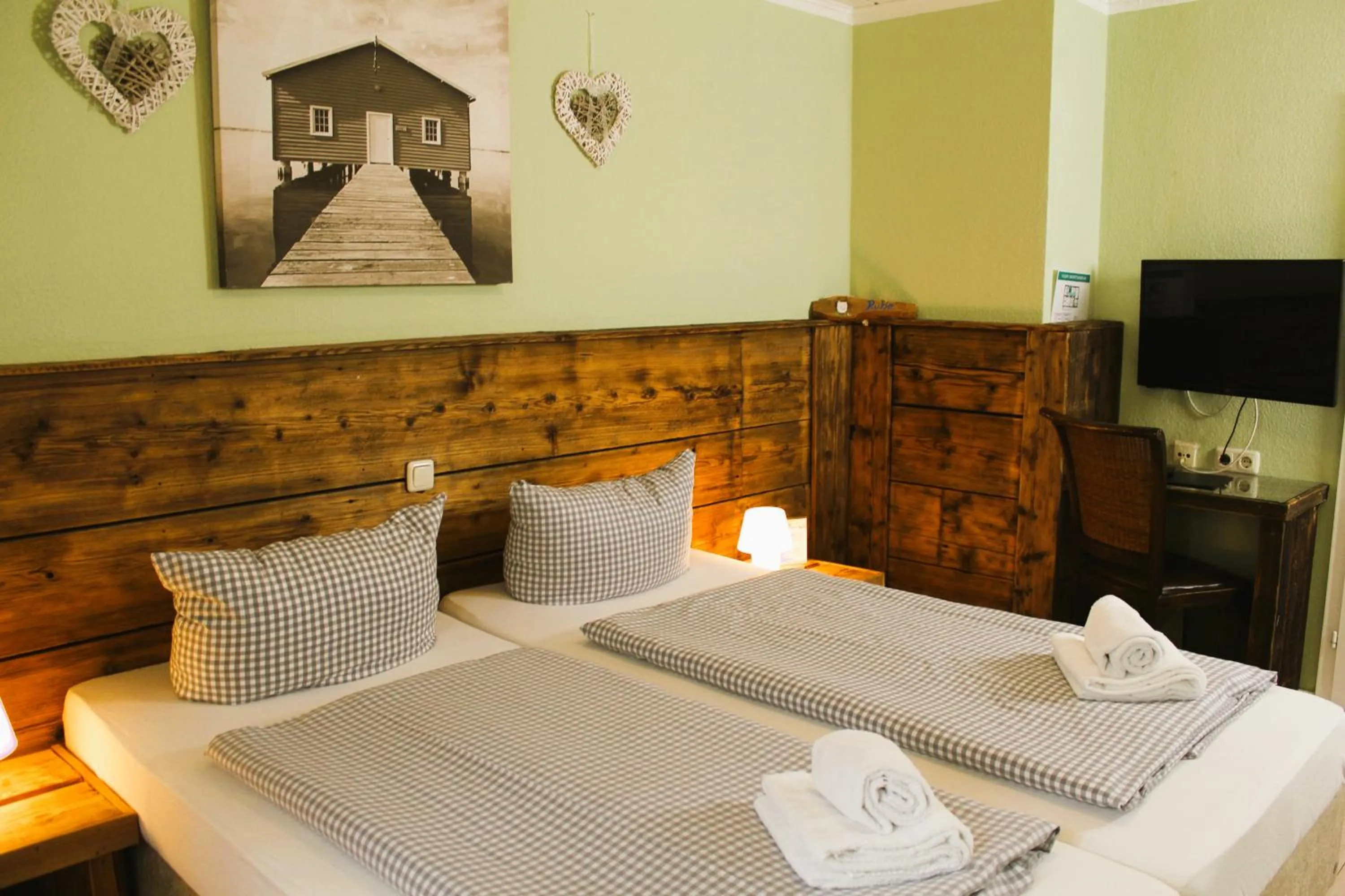 Photo of the whole room, Bed in ARRIVEL Pension Haus am Bach