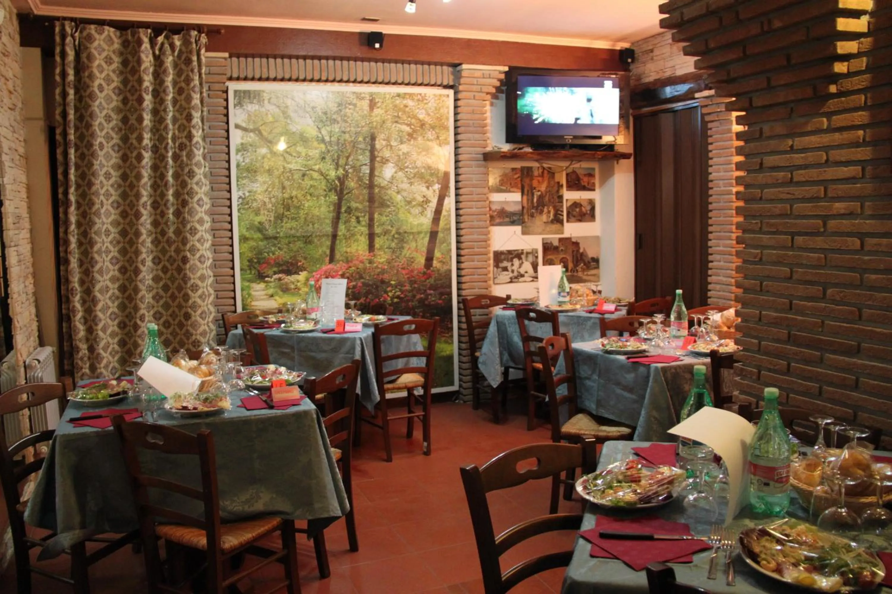 Restaurant/places to eat in Villa Patrizia