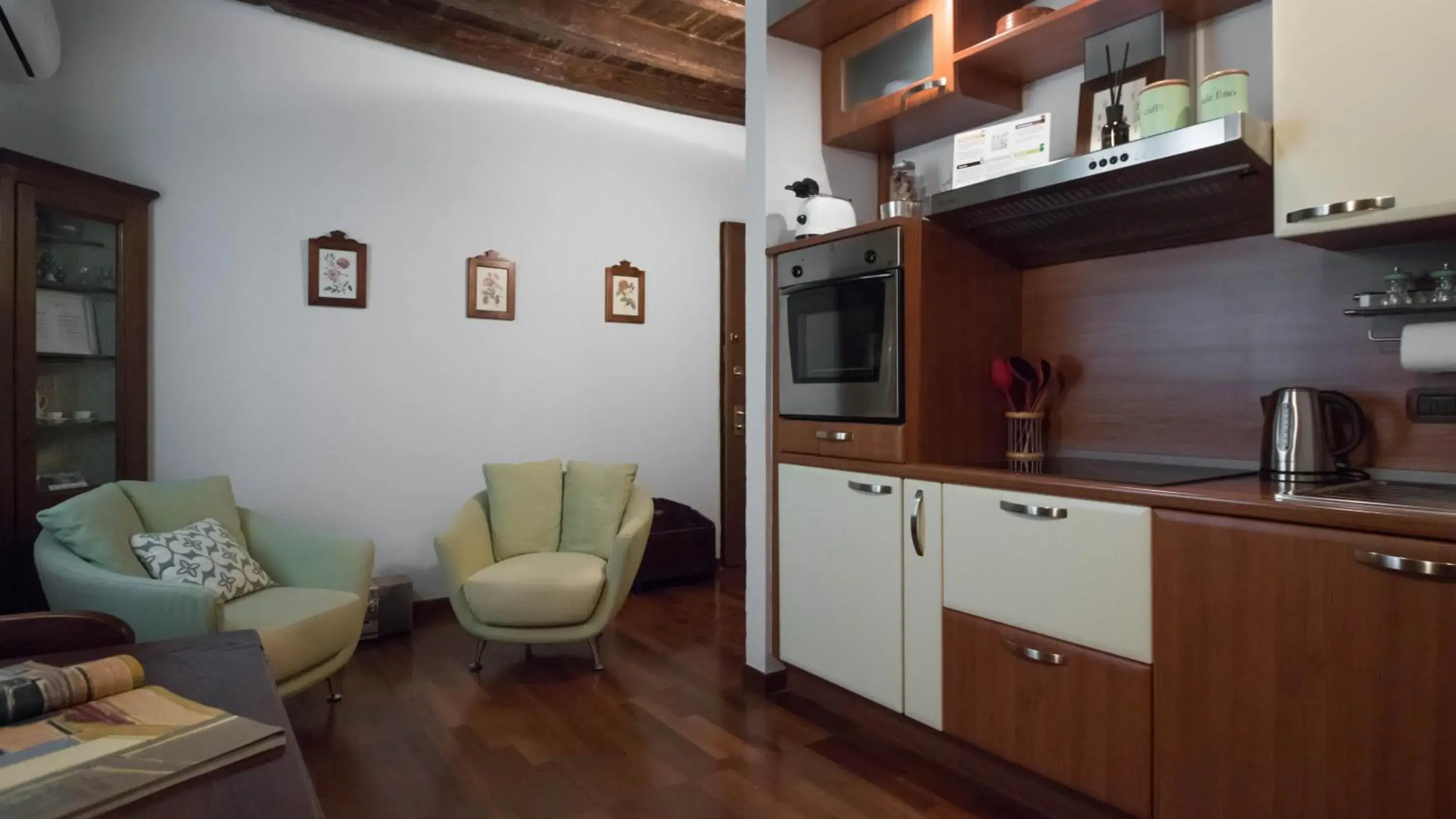 Italianway - San Calocero 29 Italianway - San Calocero 29