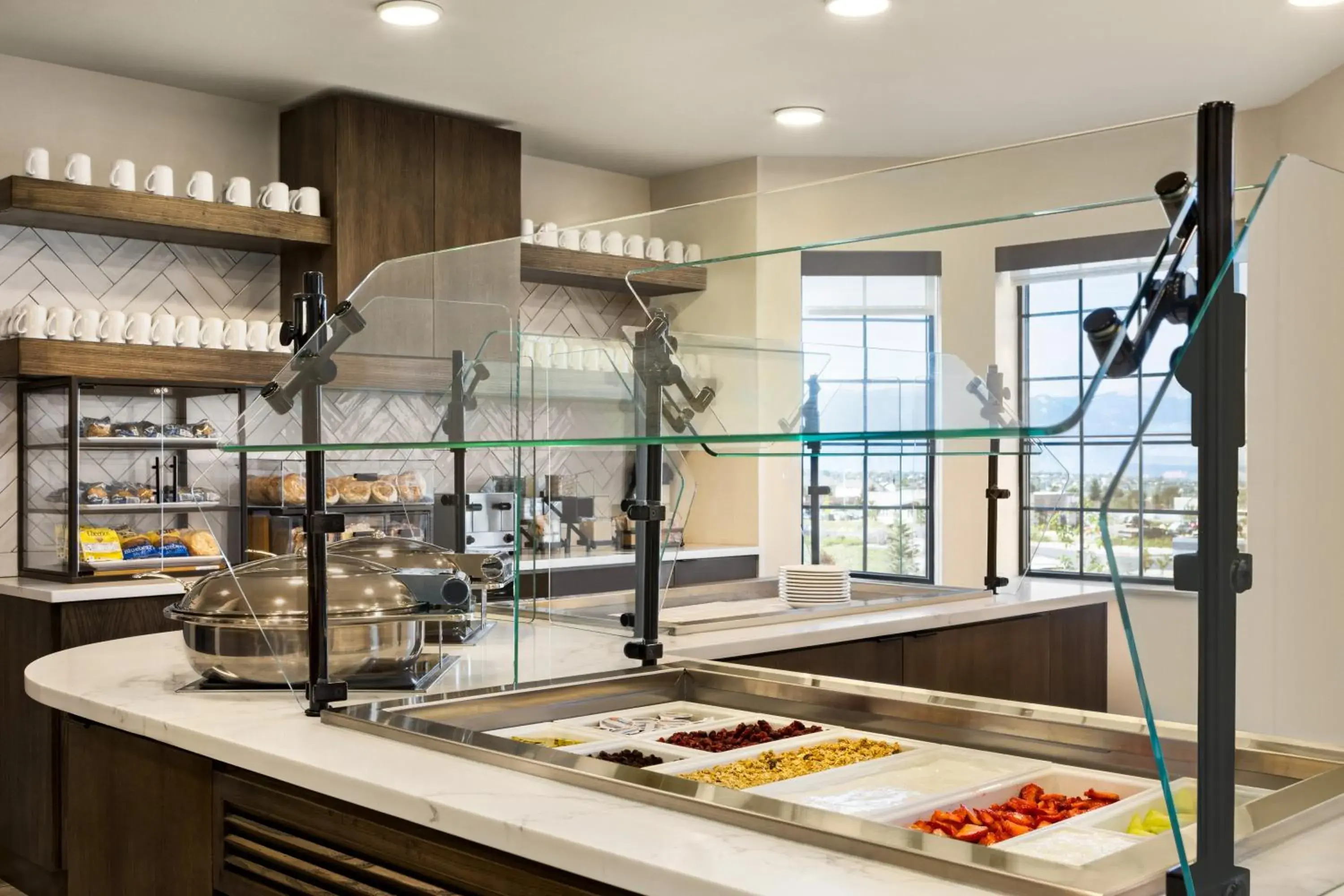 Breakfast in Staybridge Suites - Colorado Springs NE Powers by IHG Breakfast in Staybridge Suites - Colorado Springs NE Powers by IHG