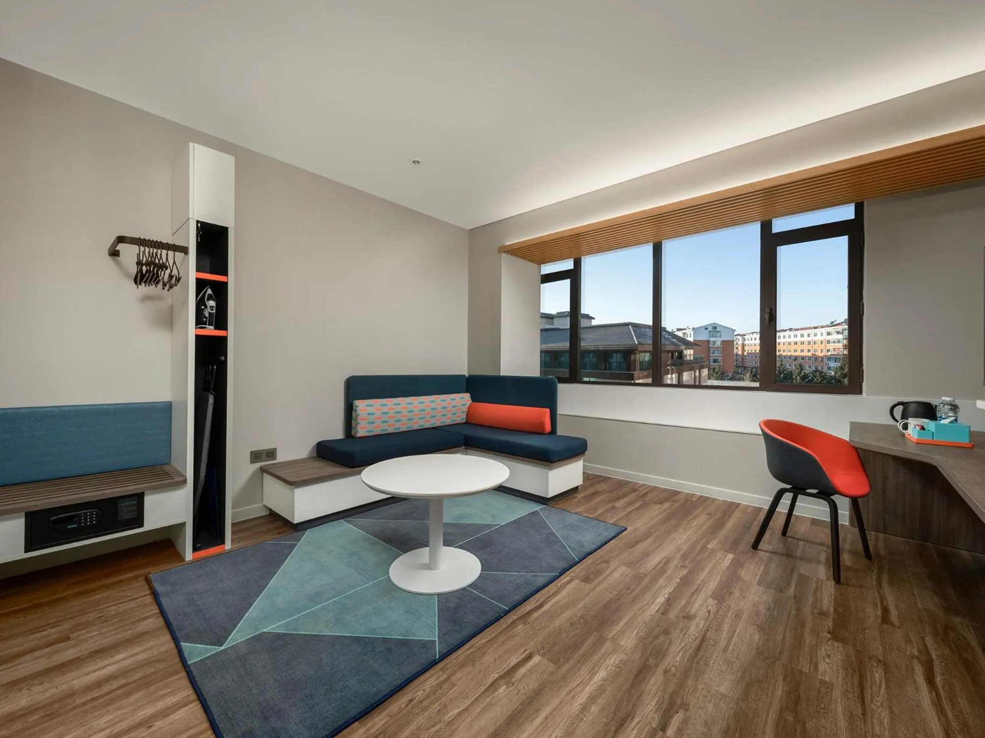 Living room in Holiday Inn Express Changchun Jingyue by IHG