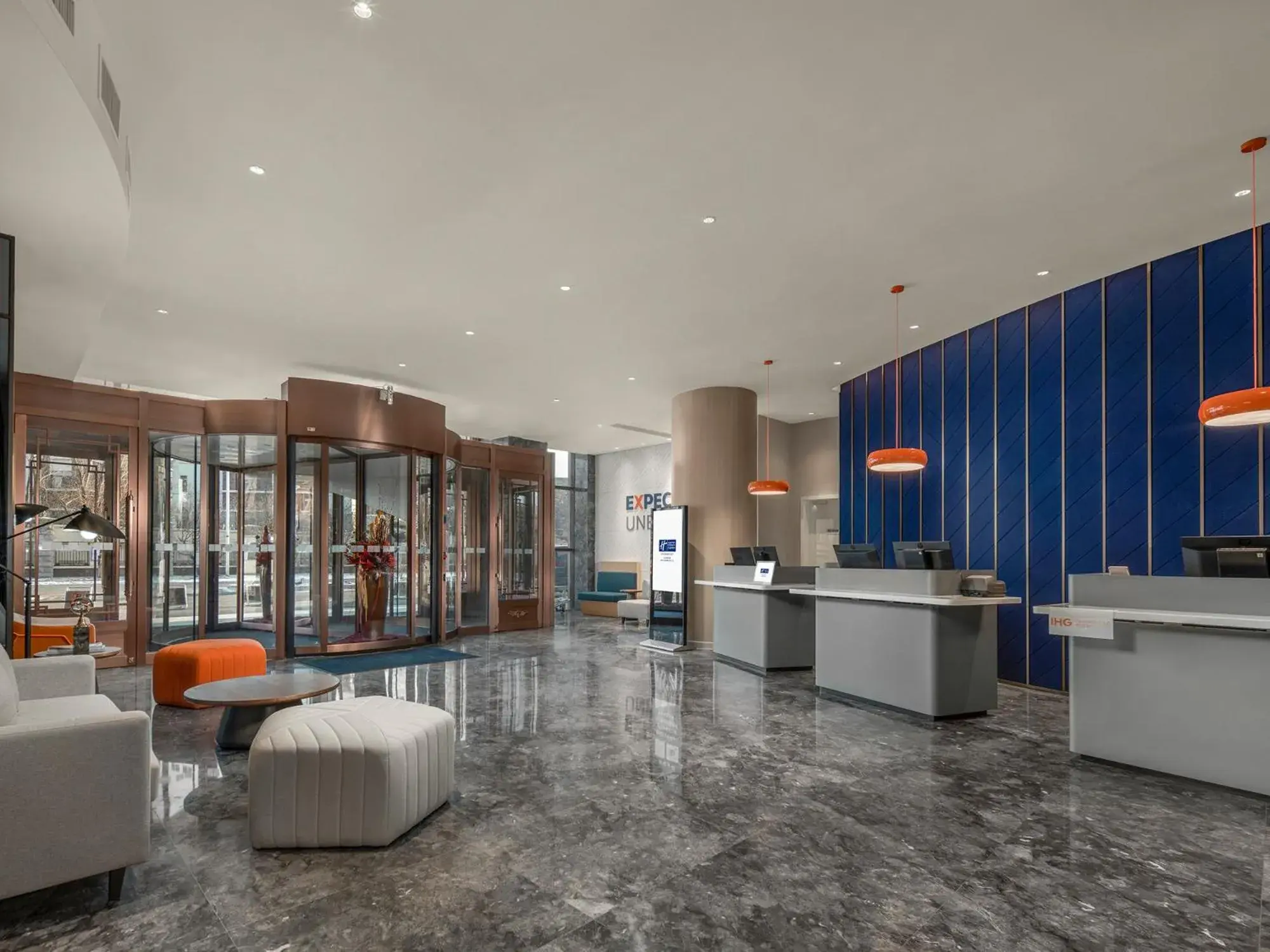 Lobby or reception in Holiday Inn Express Changchun Jingyue by IHG Lobby or reception in Holiday Inn Express Changchun Jingyue by IHG