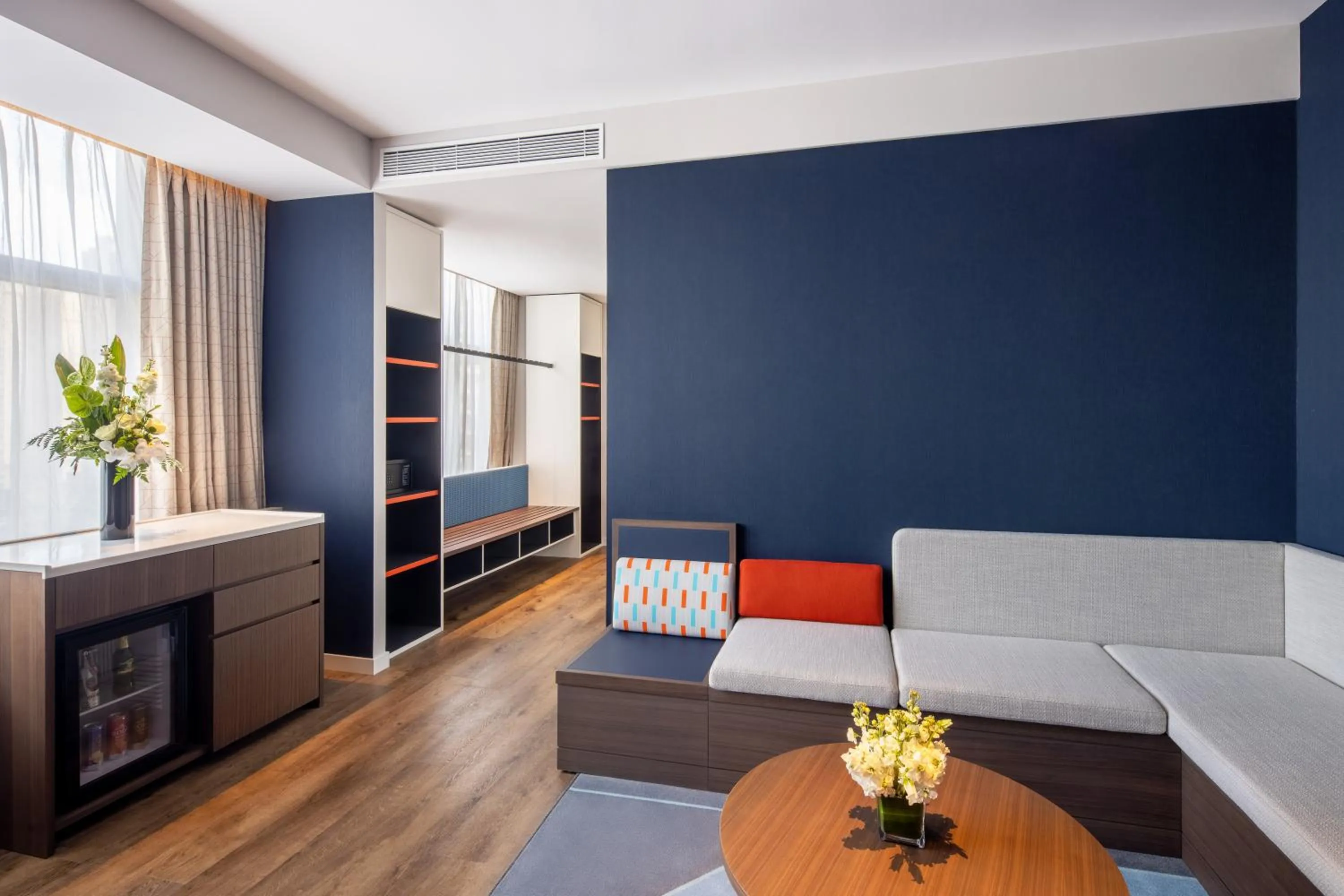 Seating area in Holiday Inn Express Qingdao Jinshui by IHG