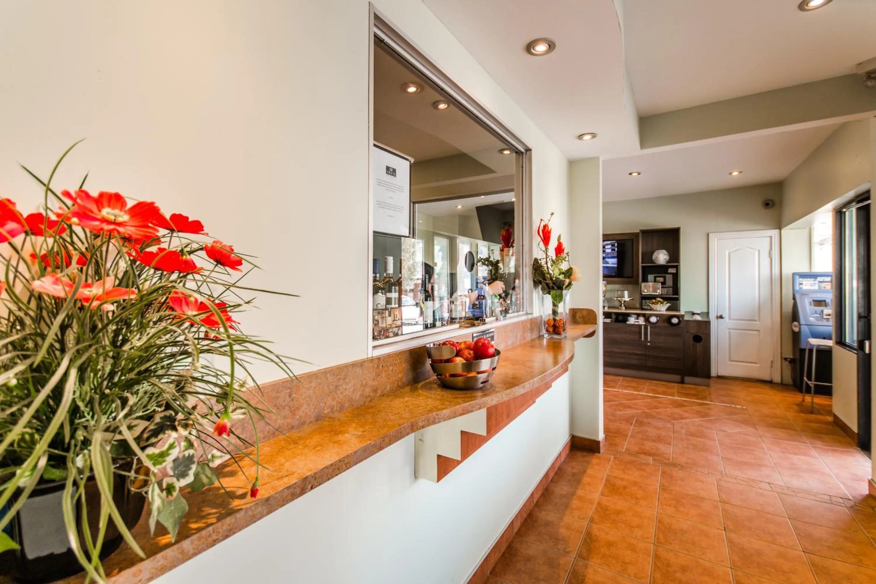 Lobby or reception in Olux Hotel-Motel-Suites