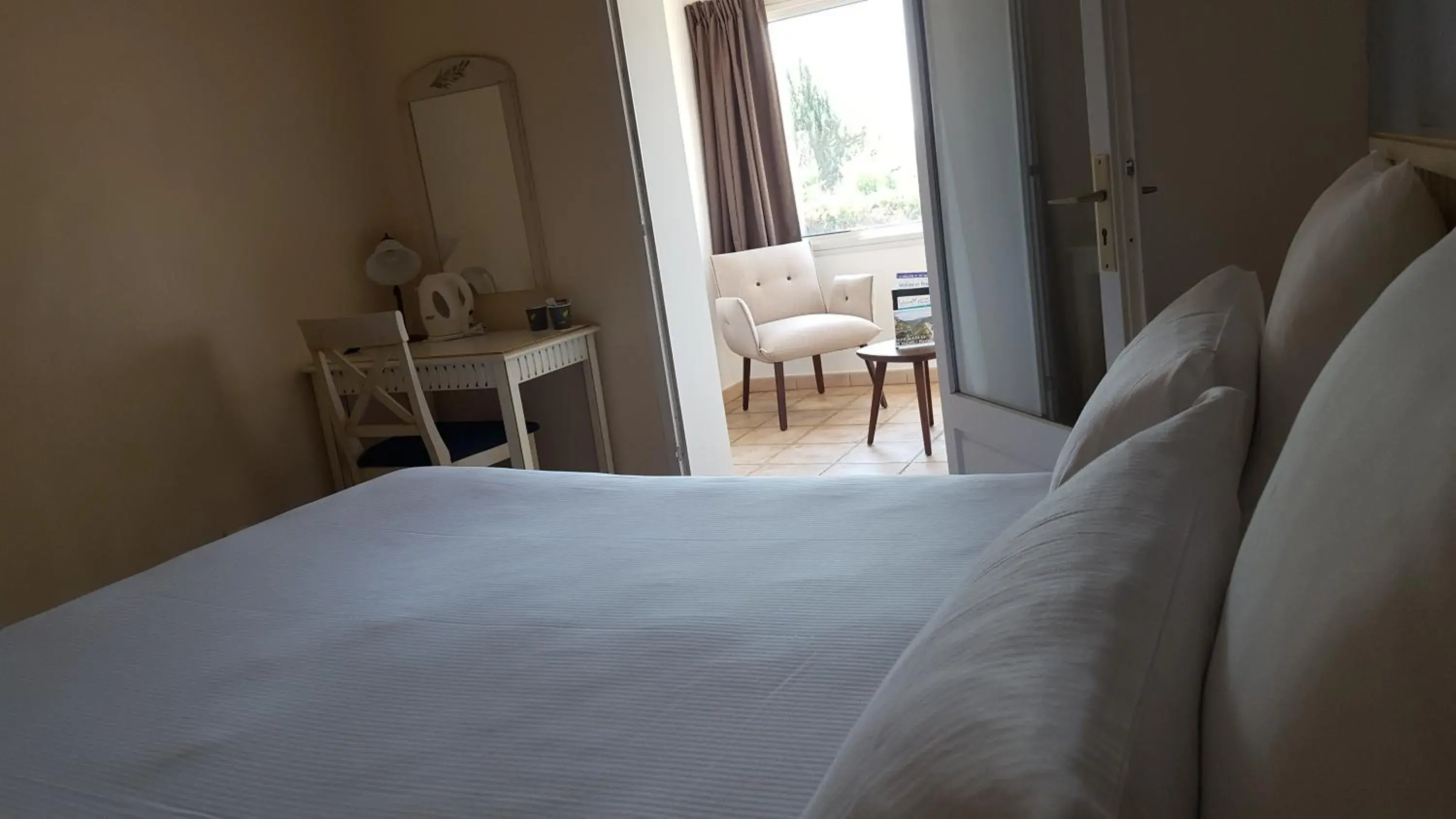 Superior Double Room in Le Mas Du Colombier Superior Double Room in Le Mas Du Colombier