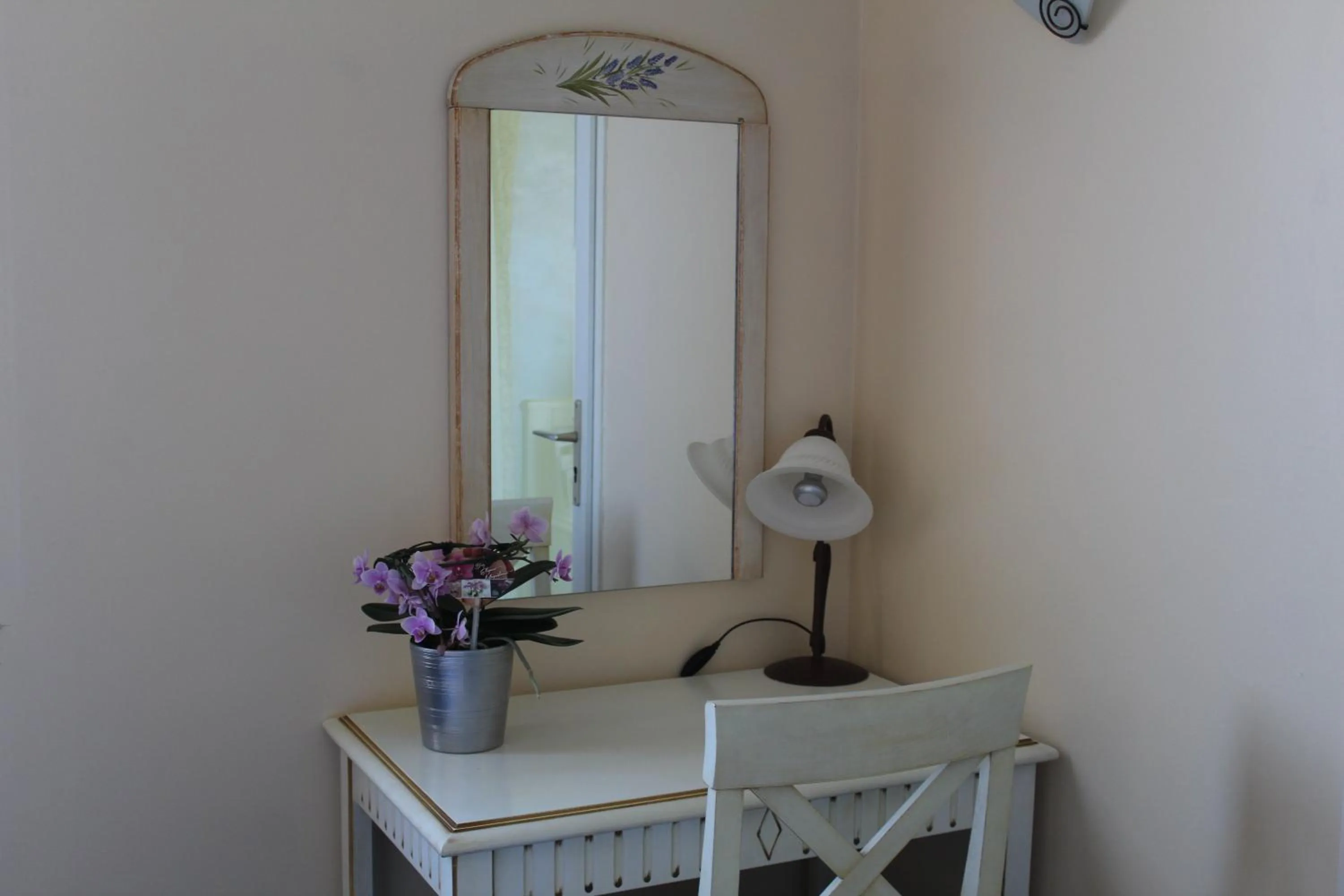 Bedroom in Le Mas Du Colombier