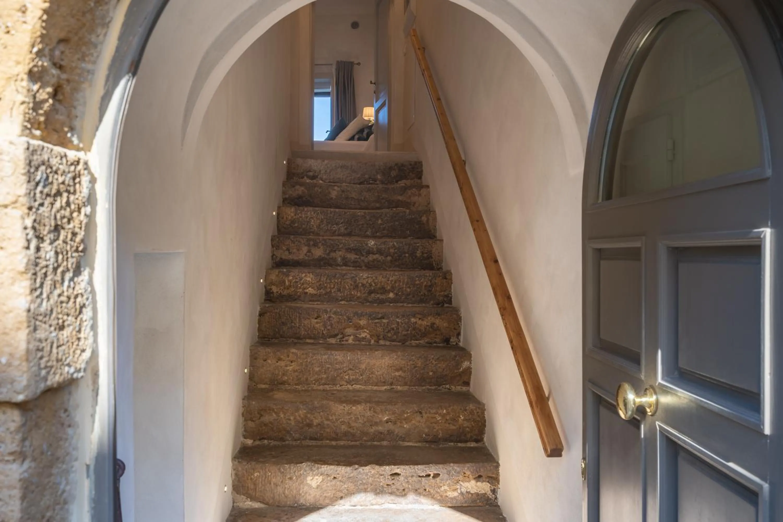 Facade/entrance in Beatabb